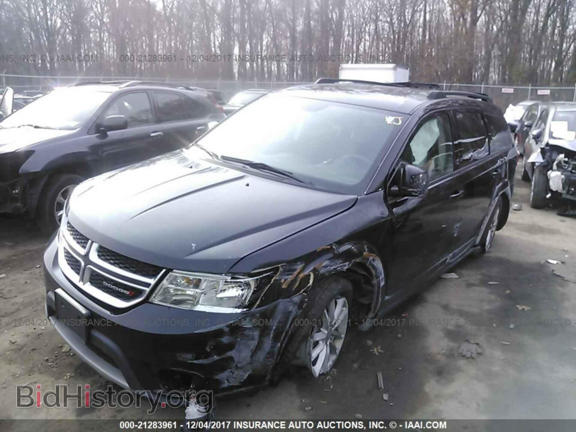 2014 Dodge Journey - VIN: 3C4PDCBB5ET172327 - Фото 2
