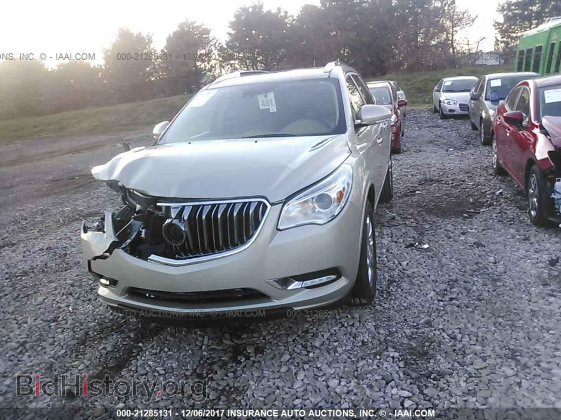 2014 Buick Enclave - VIN: 5GAKRCKD4EJ165133 - Photo 2