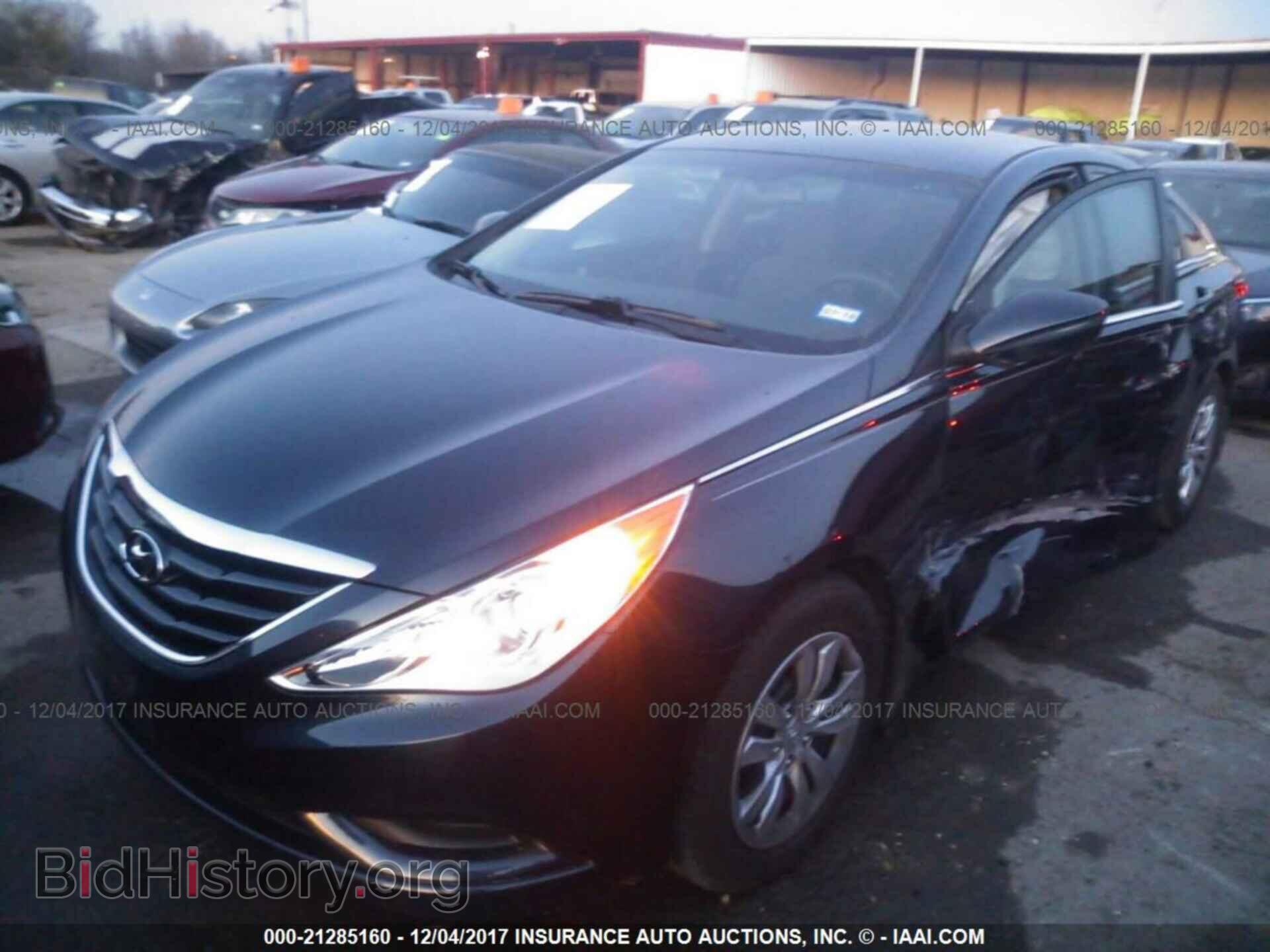 2012 Hyundai Sonata - VIN: 5NPEB4AC6CH416089 - Photo 2