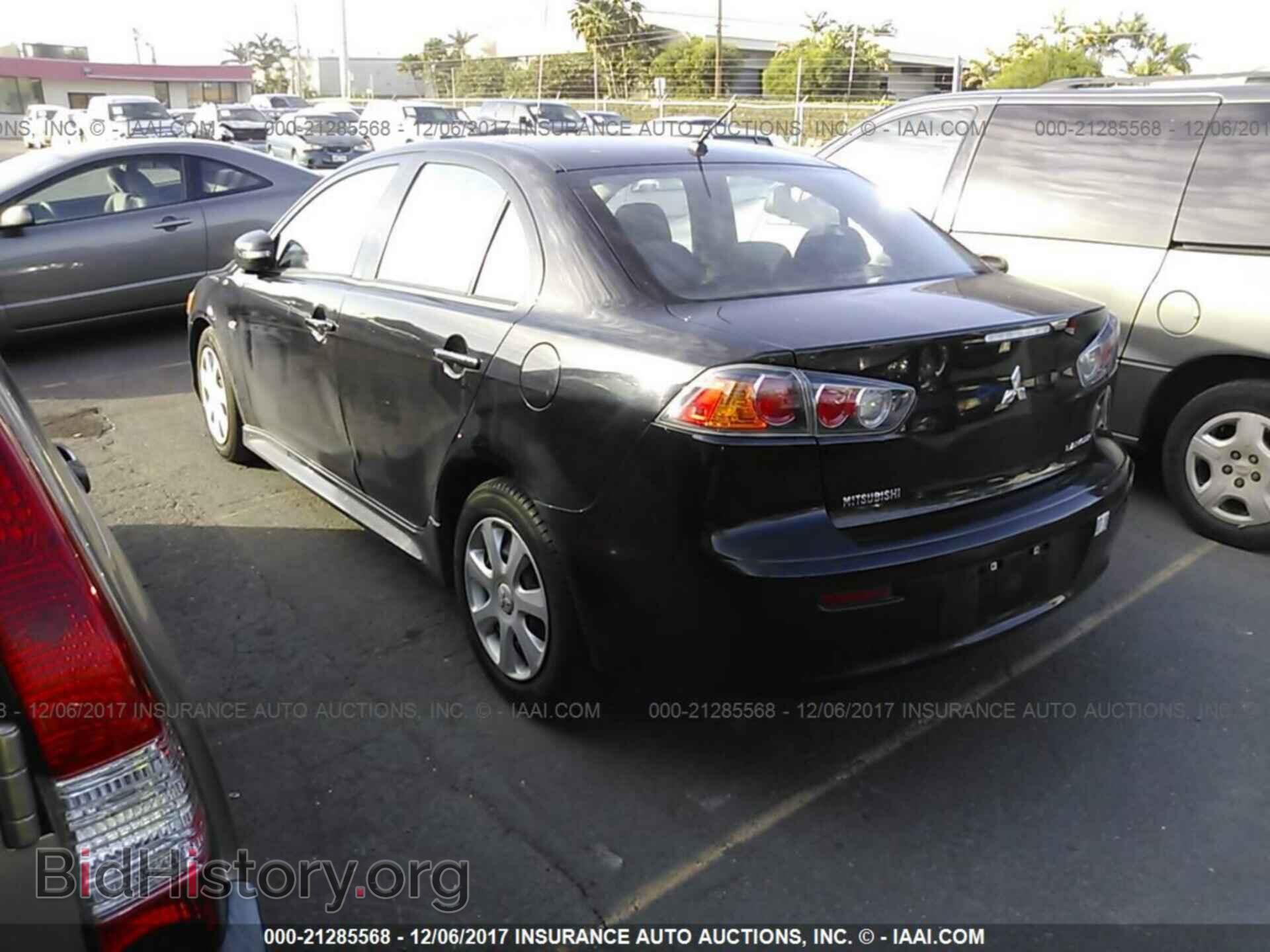 2015 Mitsubishi Lancer - VIN: JA32U2FU8FU015087 - Фото 3