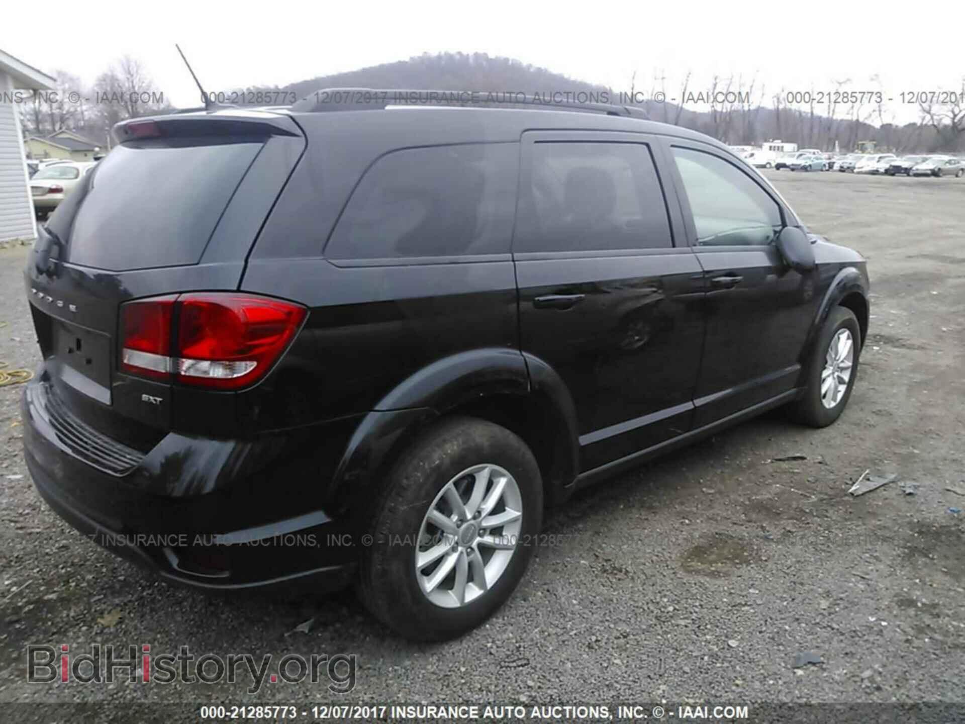 2017 Dodge Journey - VIN: 3C4PDCBB7HT577304 - Фото 4