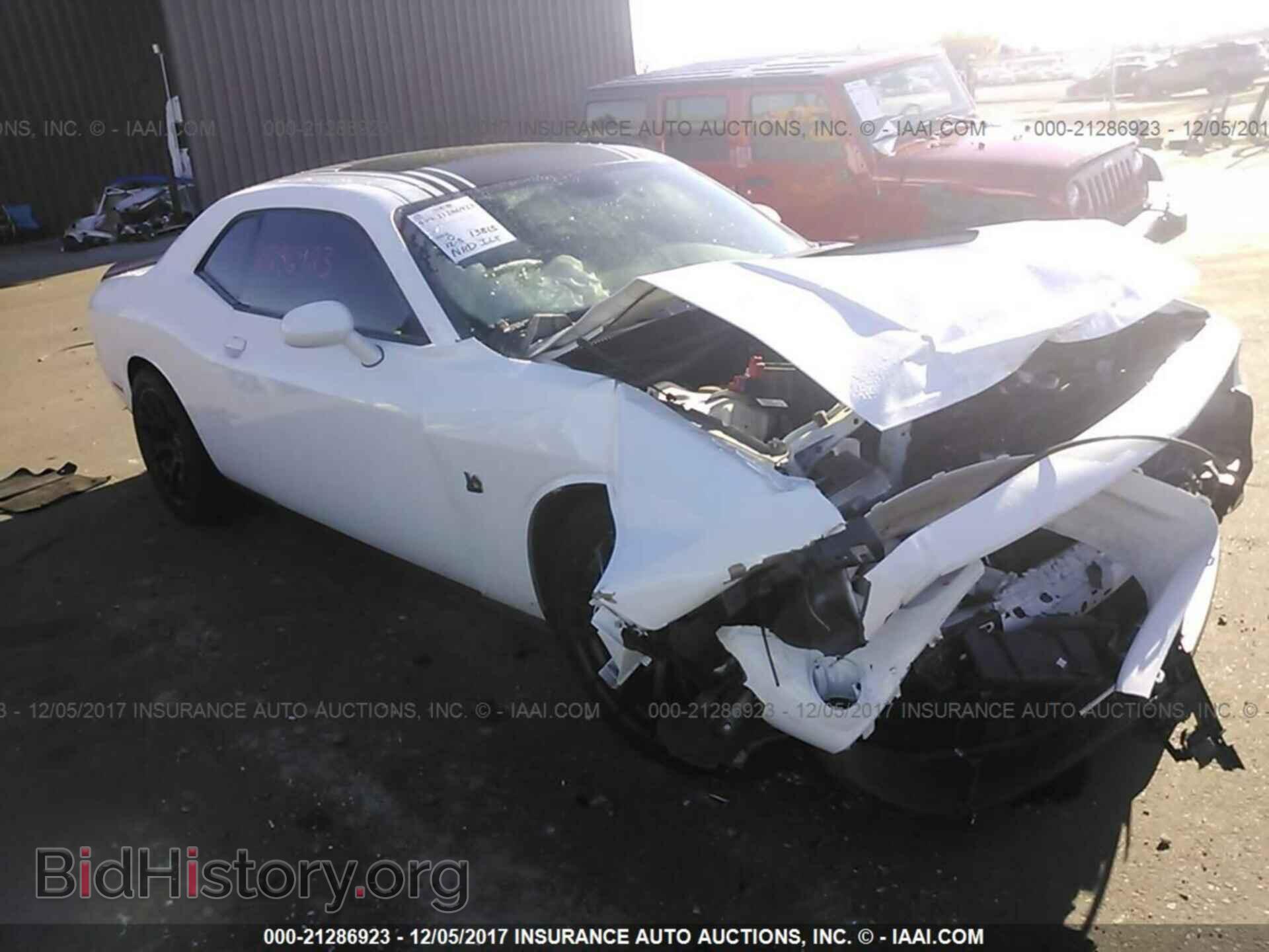 Photo 2C3CDZFJ2GH345174 - Dodge Challenger 2016