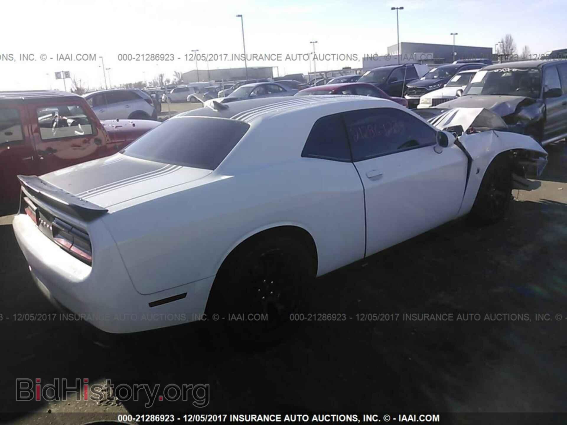 2016 Dodge Challenger - VIN: 2C3CDZFJ2GH345174 - Фото 4