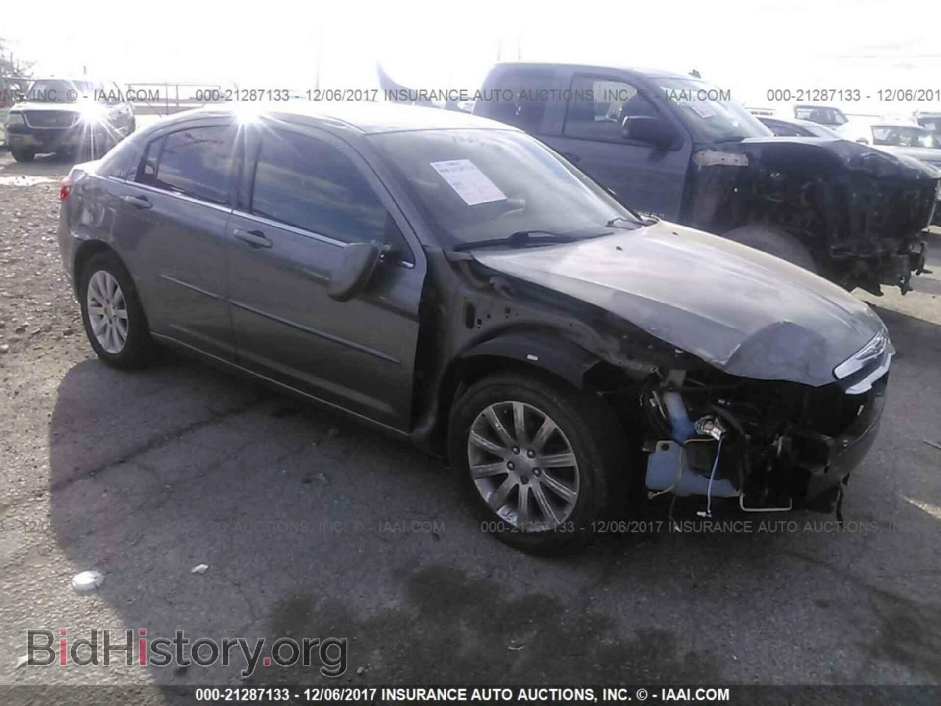 Фотография 1C3CCBAB0CN195707 - Chrysler 200 2012