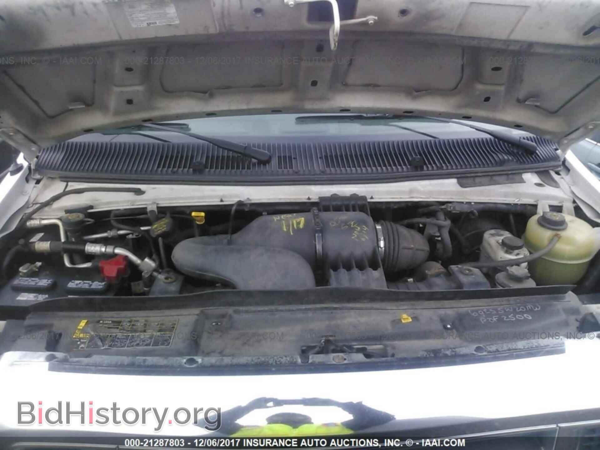 2013 Ford Econoline - VIN: 1FTNE2EW9DDA15773 - Photo 10