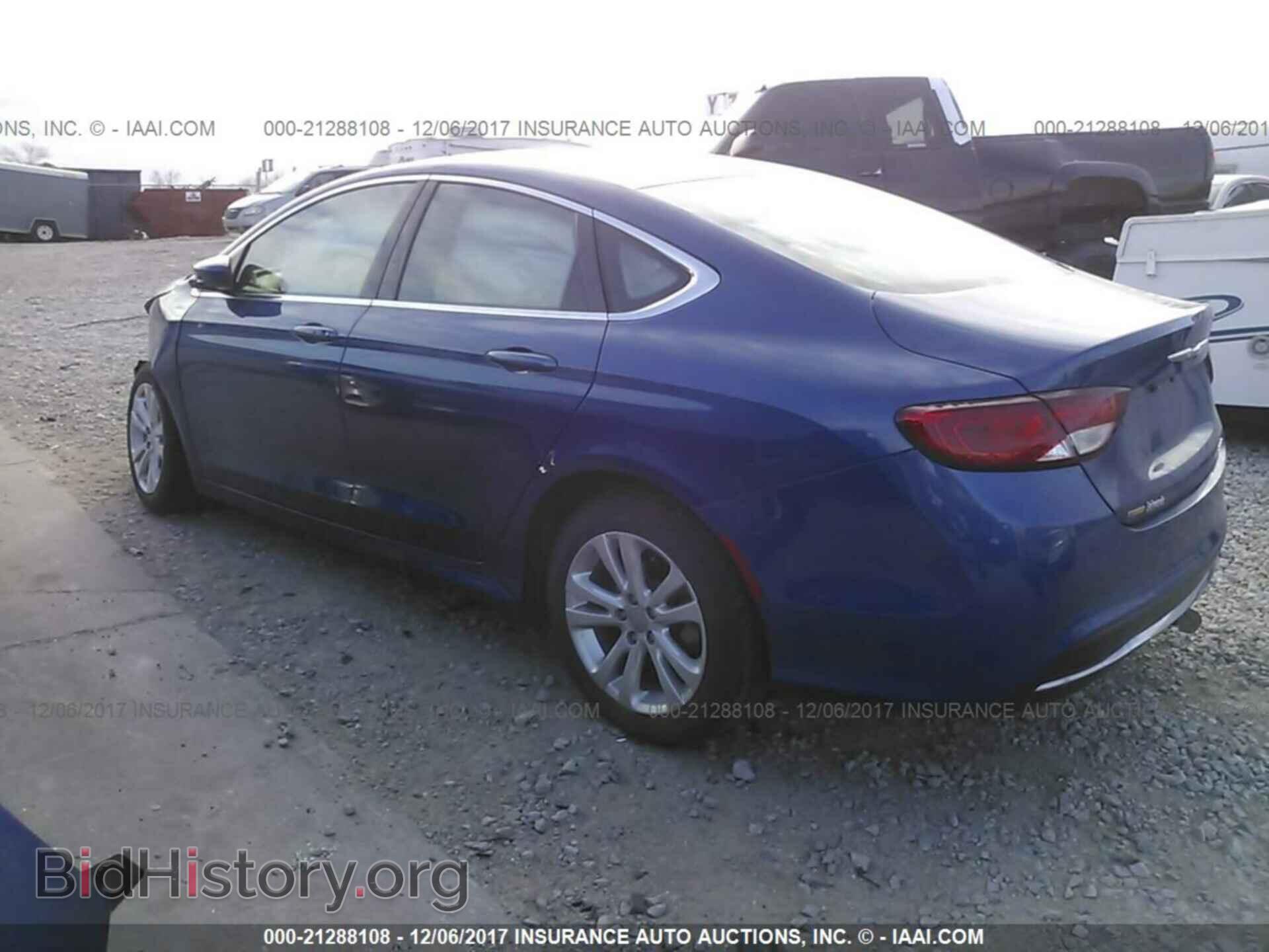 2015 Chrysler 200 - VIN: 1C3CCCAB0FN661338 - Photo 3