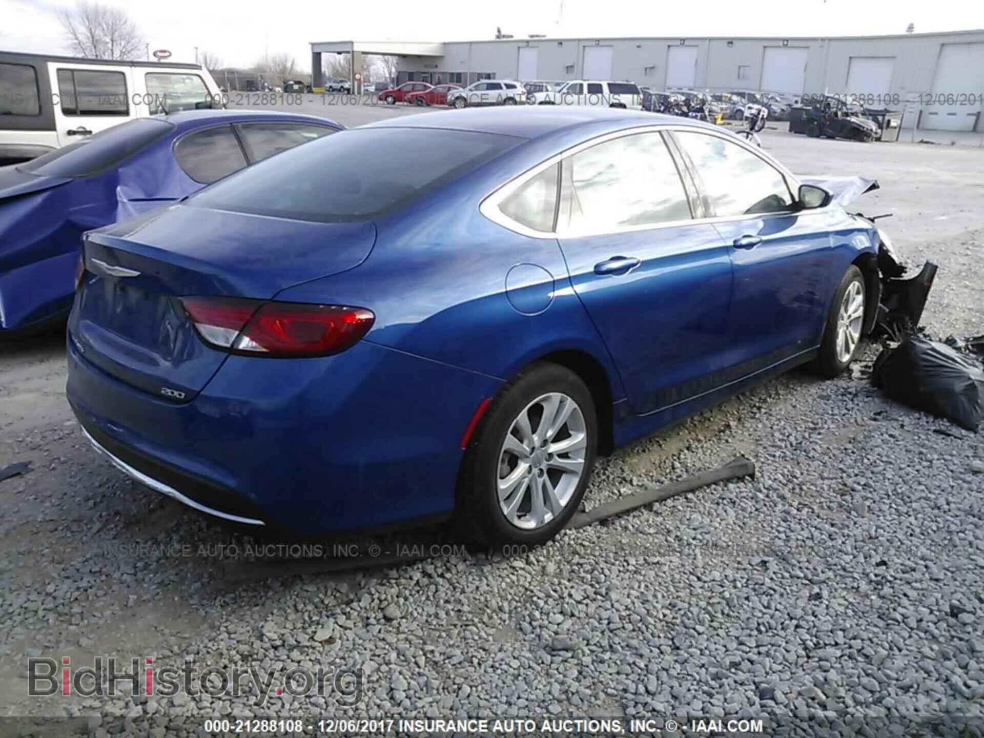 2015 Chrysler 200 - VIN: 1C3CCCAB0FN661338 - Photo 4