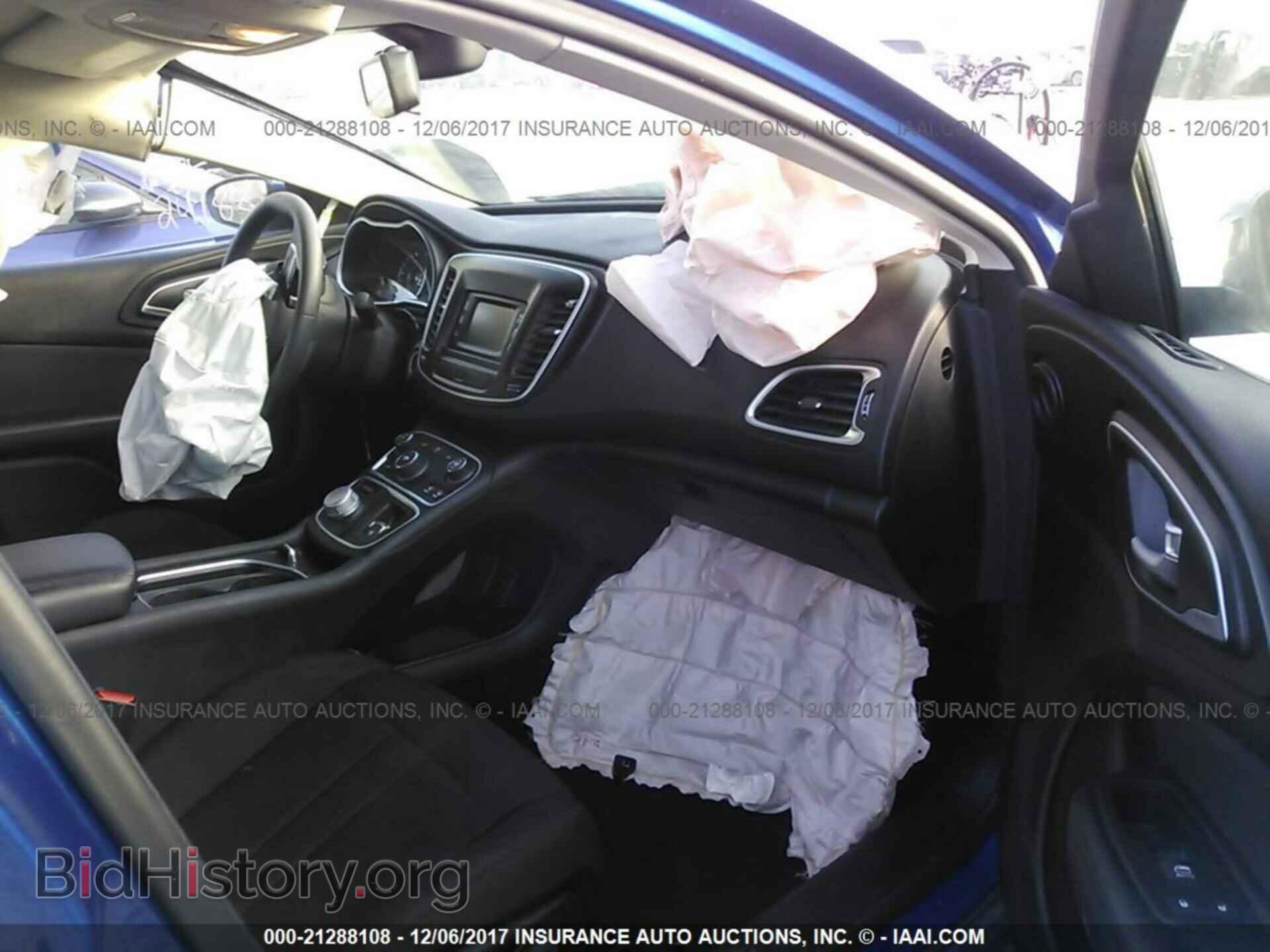 2015 Chrysler 200 - VIN: 1C3CCCAB0FN661338 - Photo 5