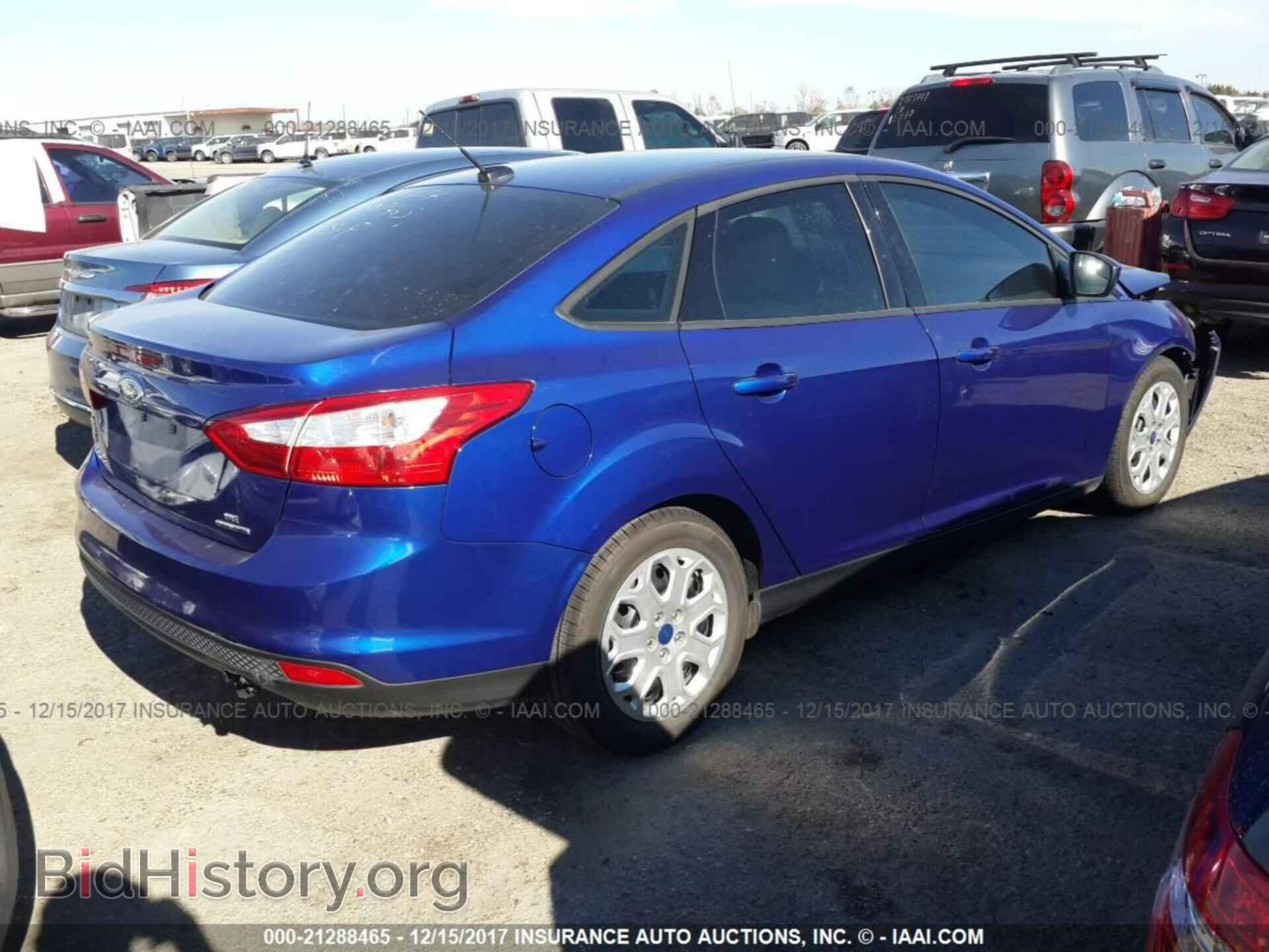 2012 Ford Focus - VIN: 1FAHP3F21CL435241 - Фото 4