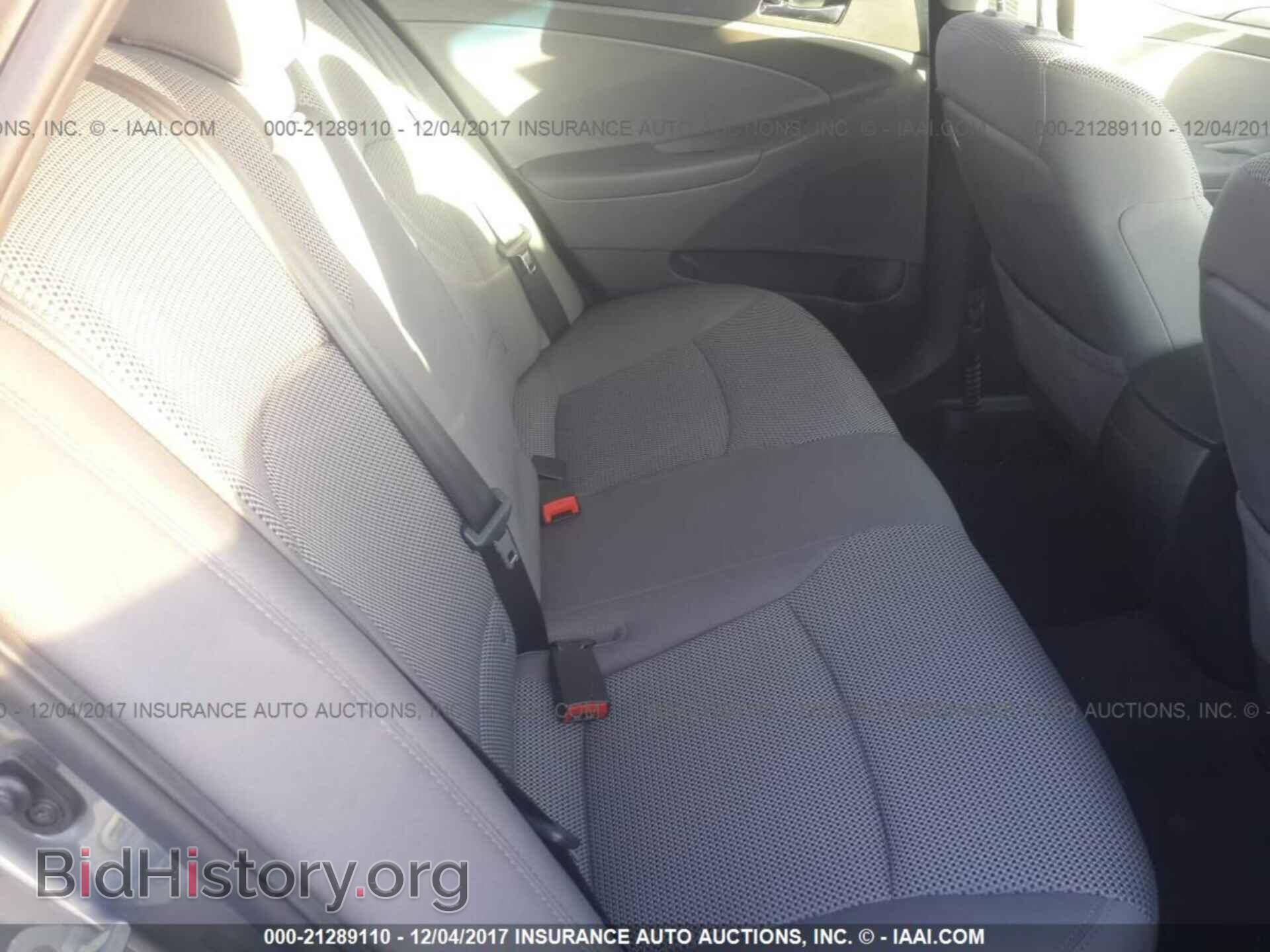 2012 Hyundai Sonata - VIN: 5NPEB4AC2CH405283 - Фото 8