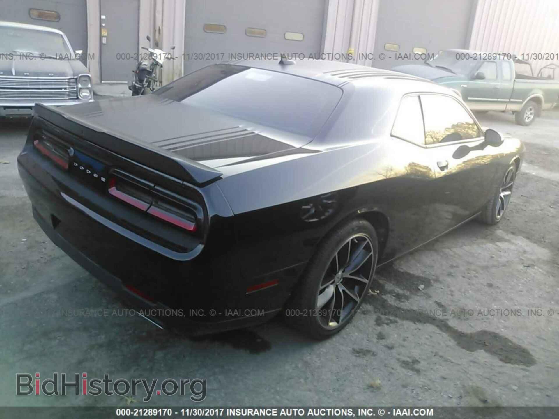 2016 Dodge Challenger - VIN: 2C3CDZFJ3GH279735 - Photo 4