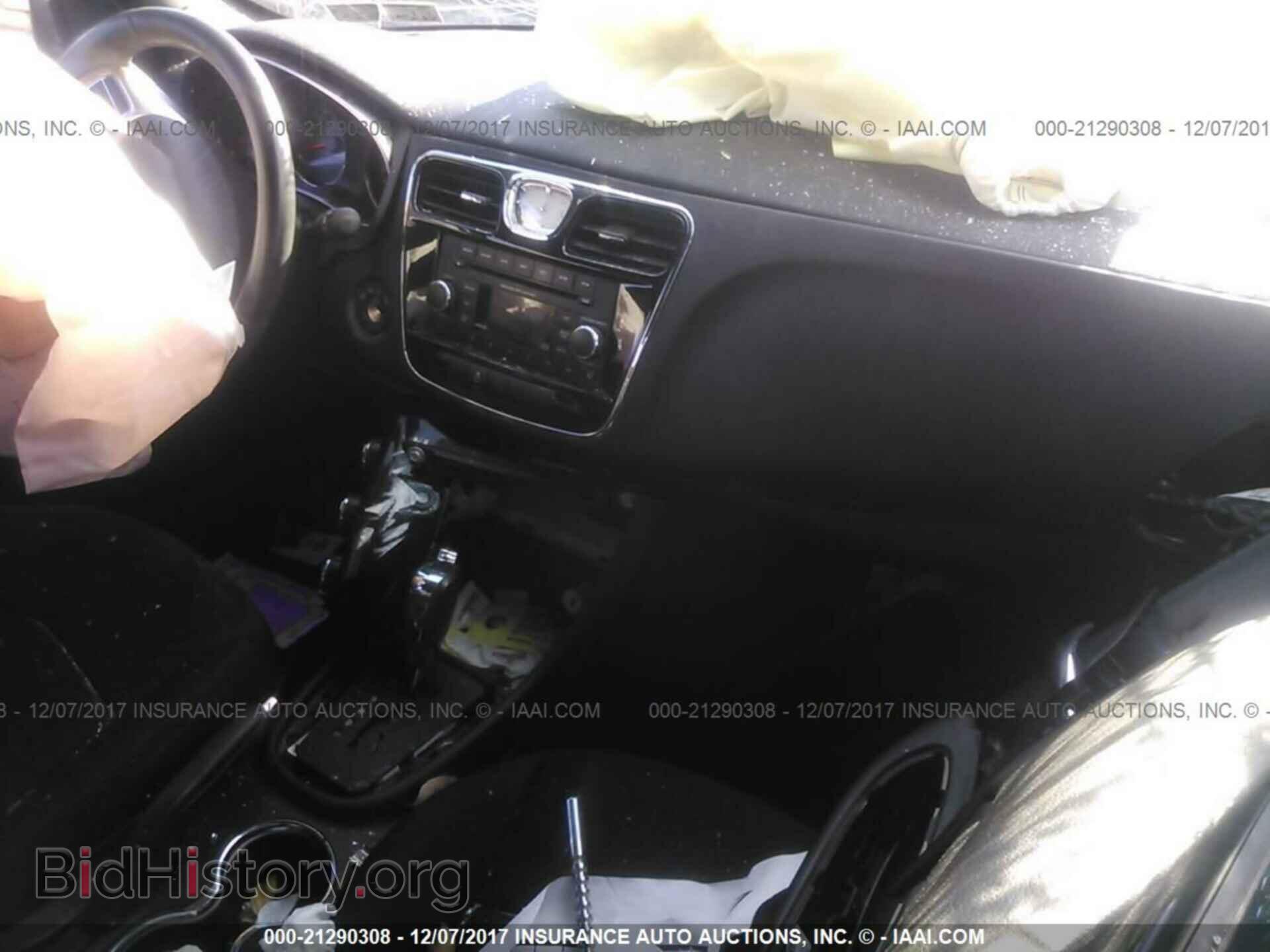 2013 Chrysler 200 - VIN: 1C3CCBBB2DN570223 - Photo 5
