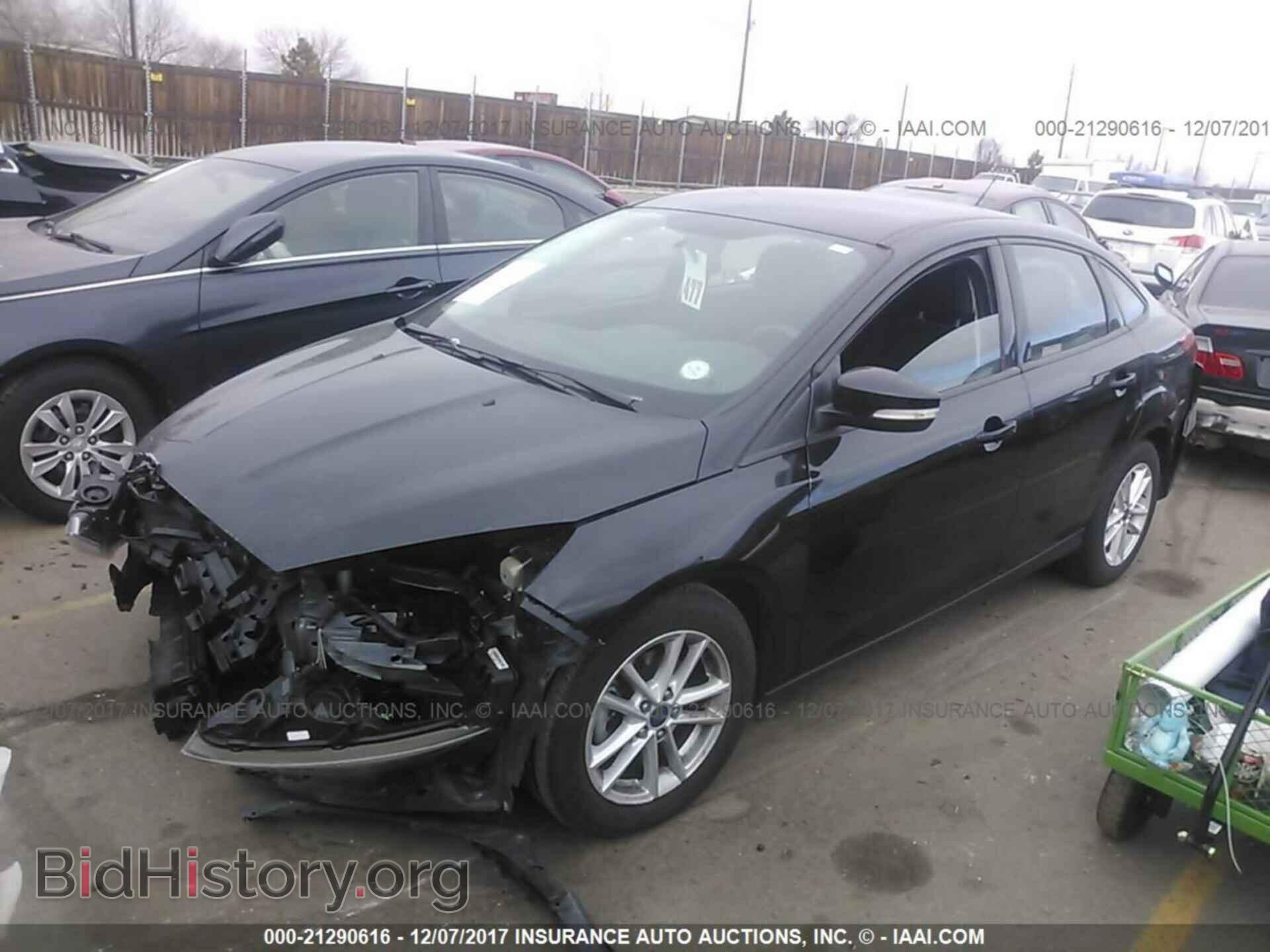 2016 Ford Focus - VIN: 1FADP3F27GL361506 - Фото 2