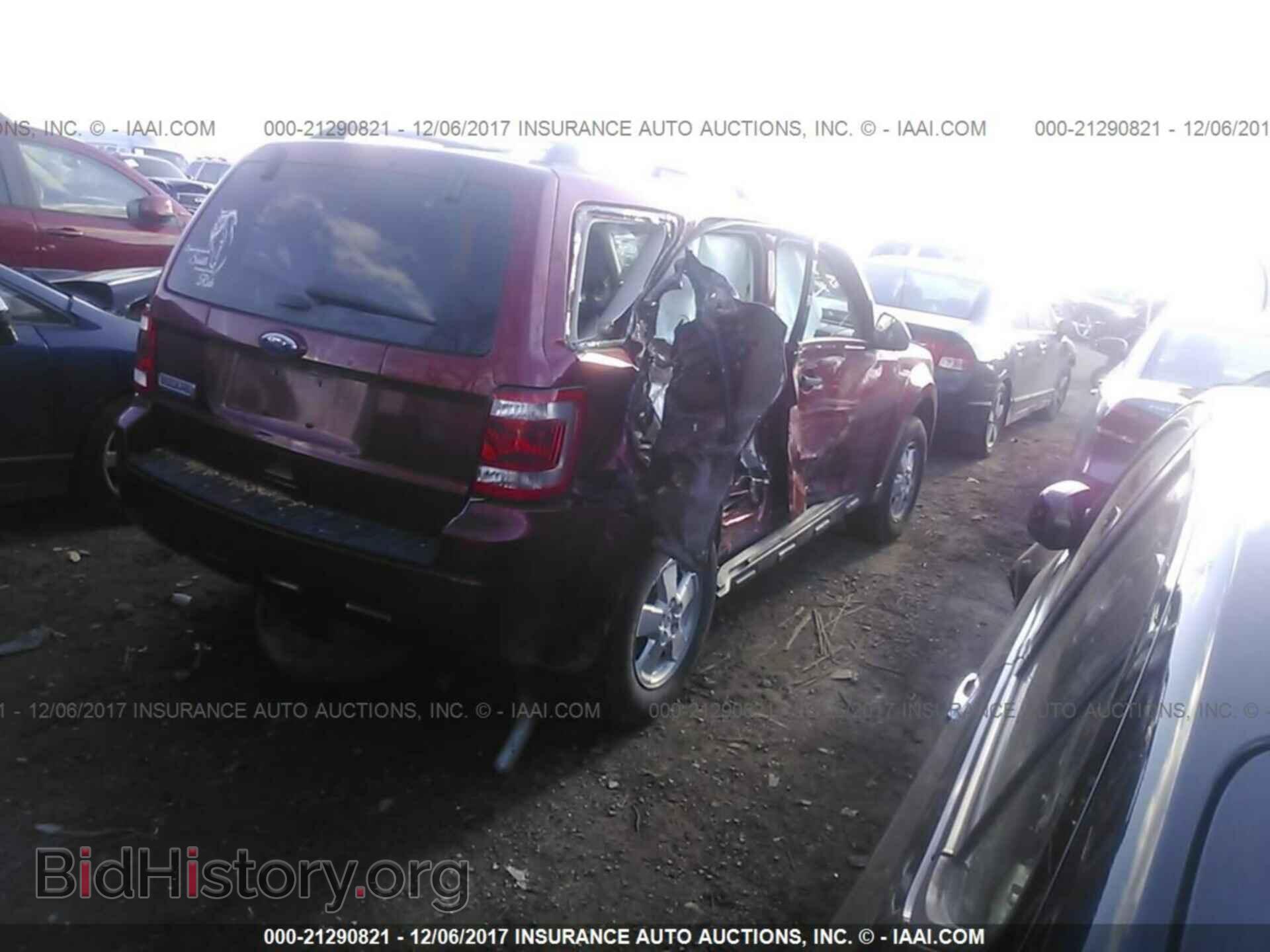 2012 Ford Escape - VIN: 1FMCU0C7XCKB51684 - Photo 4