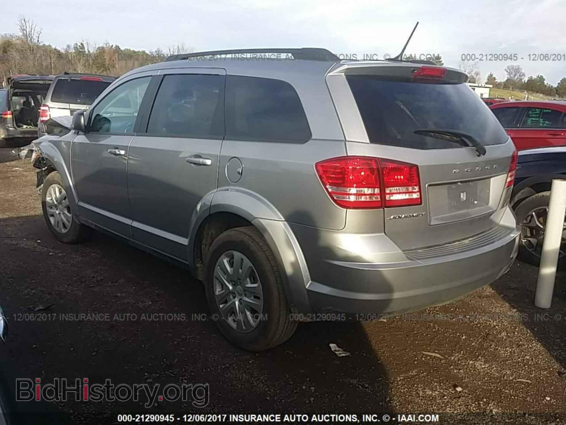 2017 Dodge Journey - VIN: 3C4PDCAB0HT638493 - Photo 3
