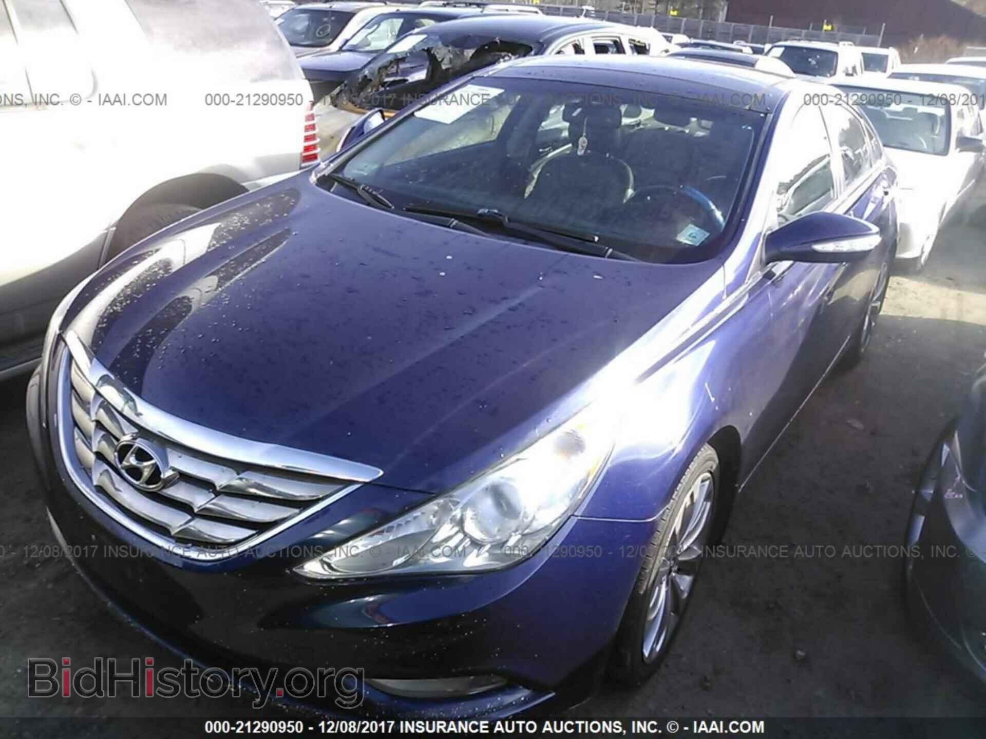 2012 Hyundai Sonata - VIN: 5NPEC4AB5CH403564 - Photo 2
