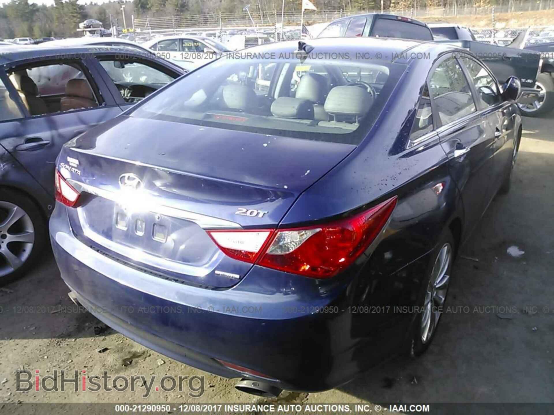 2012 Hyundai Sonata - VIN: 5NPEC4AB5CH403564 - Photo 4