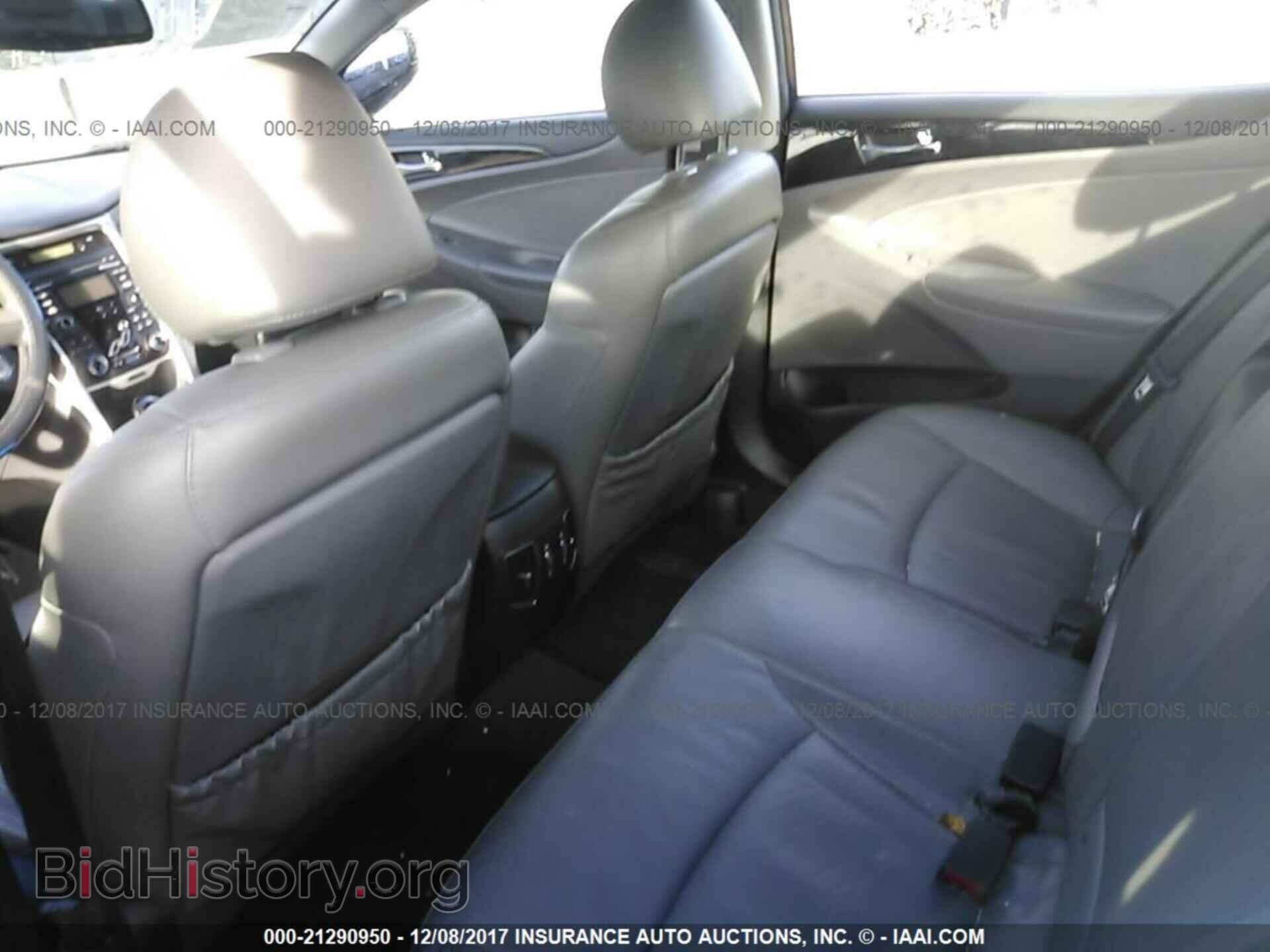 2012 Hyundai Sonata - VIN: 5NPEC4AB5CH403564 - Photo 8