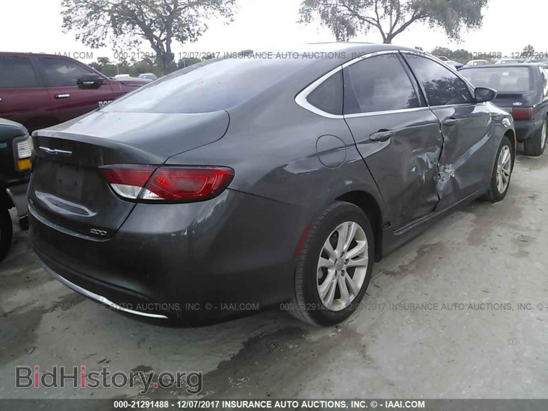 2015 Chrysler 200 - VIN: 1C3CCCAB3FN620864 - Фото 4