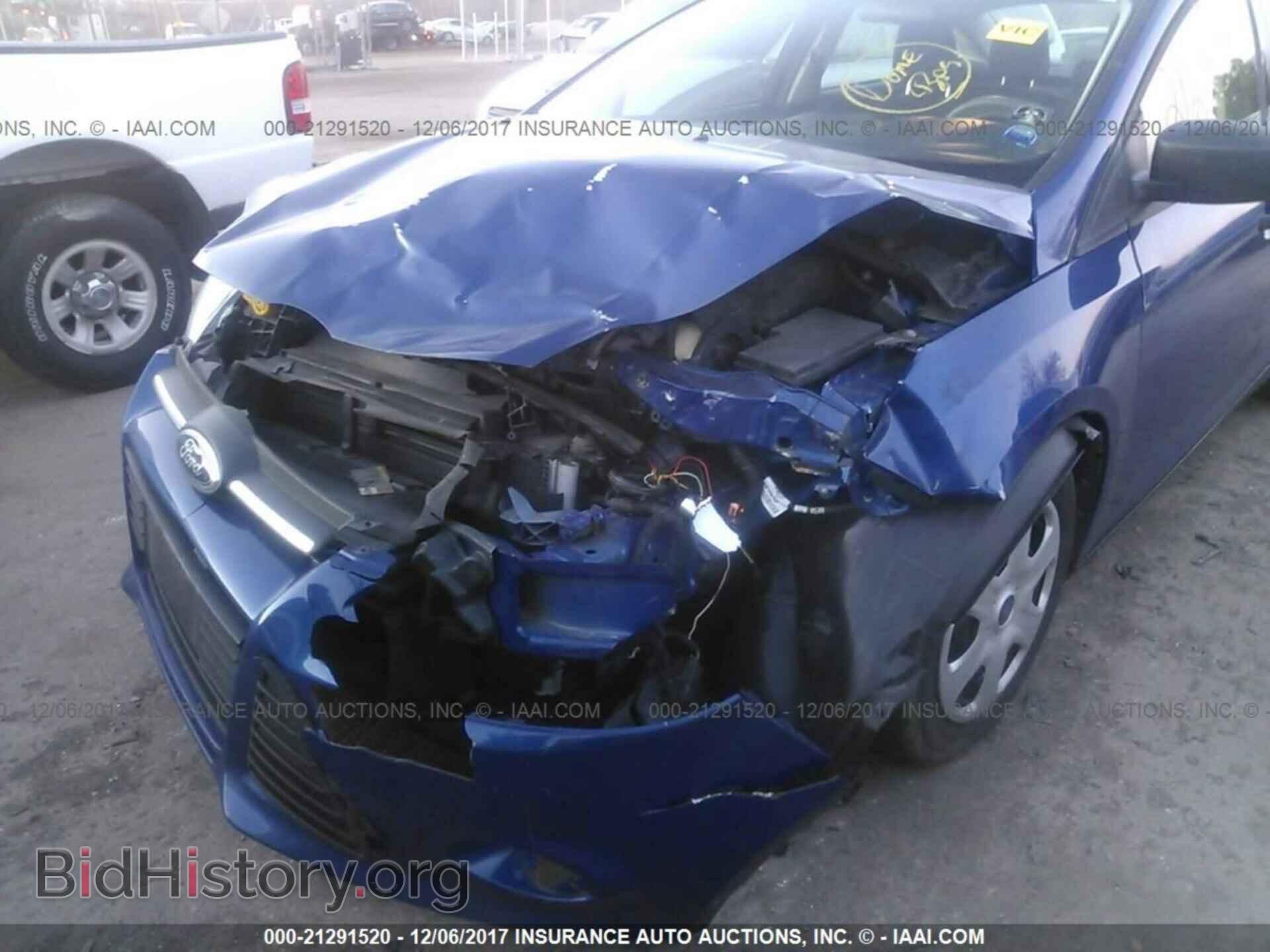 2012 Ford Focus - VIN: 1FAHP3E21CL303923 - Photo 6