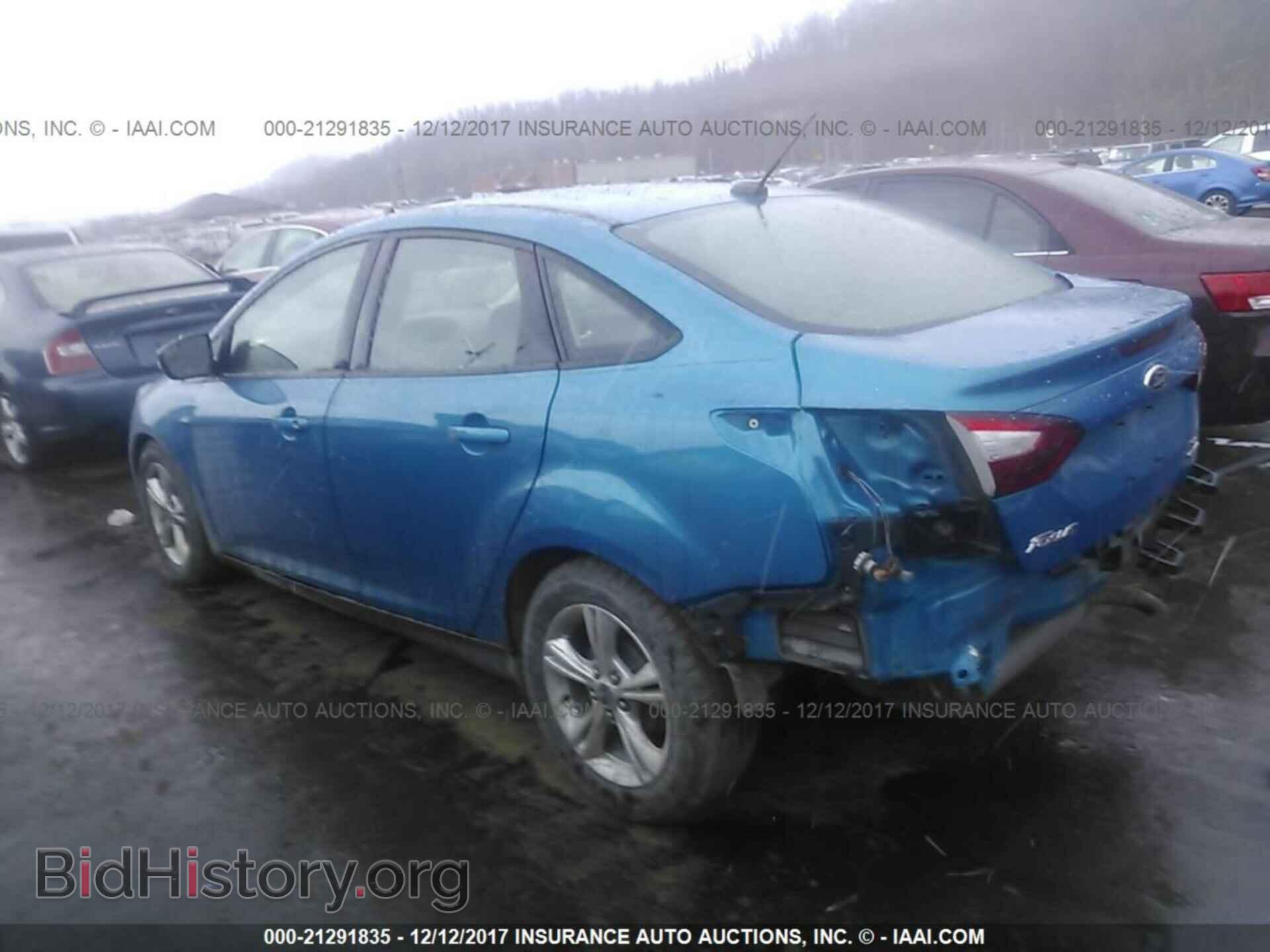 2014 Ford Focus - VIN: 1FADP3F25EL449774 - Фото 3