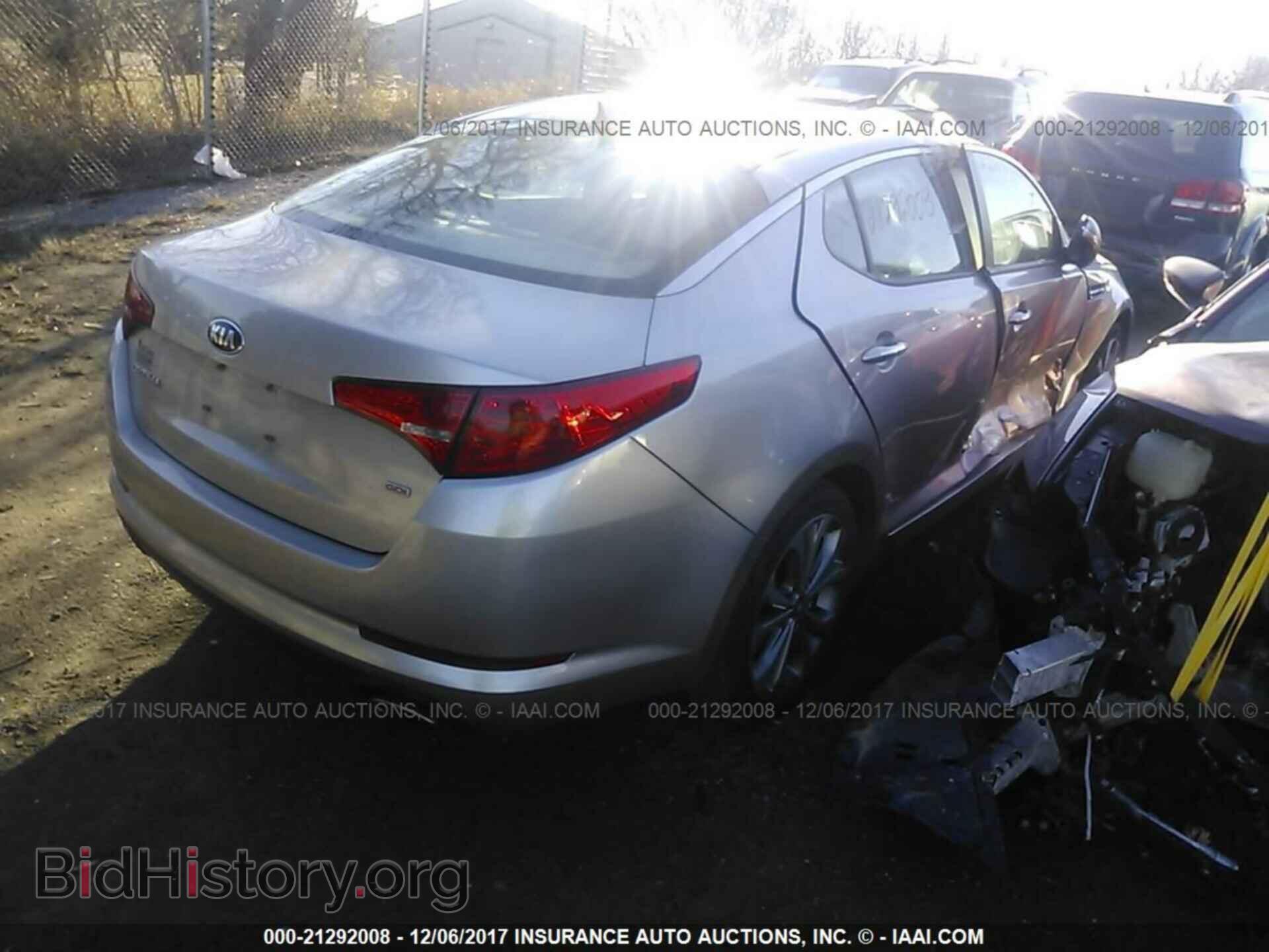 2013 Kia Optima - VIN: KNAGM4A73D5392029 - Photo 4
