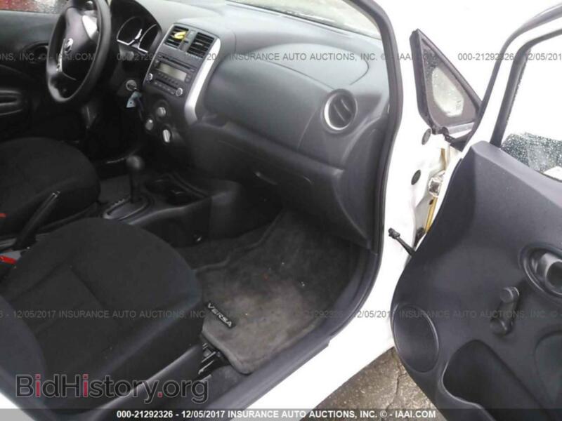 2014 Nissan VERSA NOTE (VIN 3N1CE2CP1EL388694) — фото 5 из 10