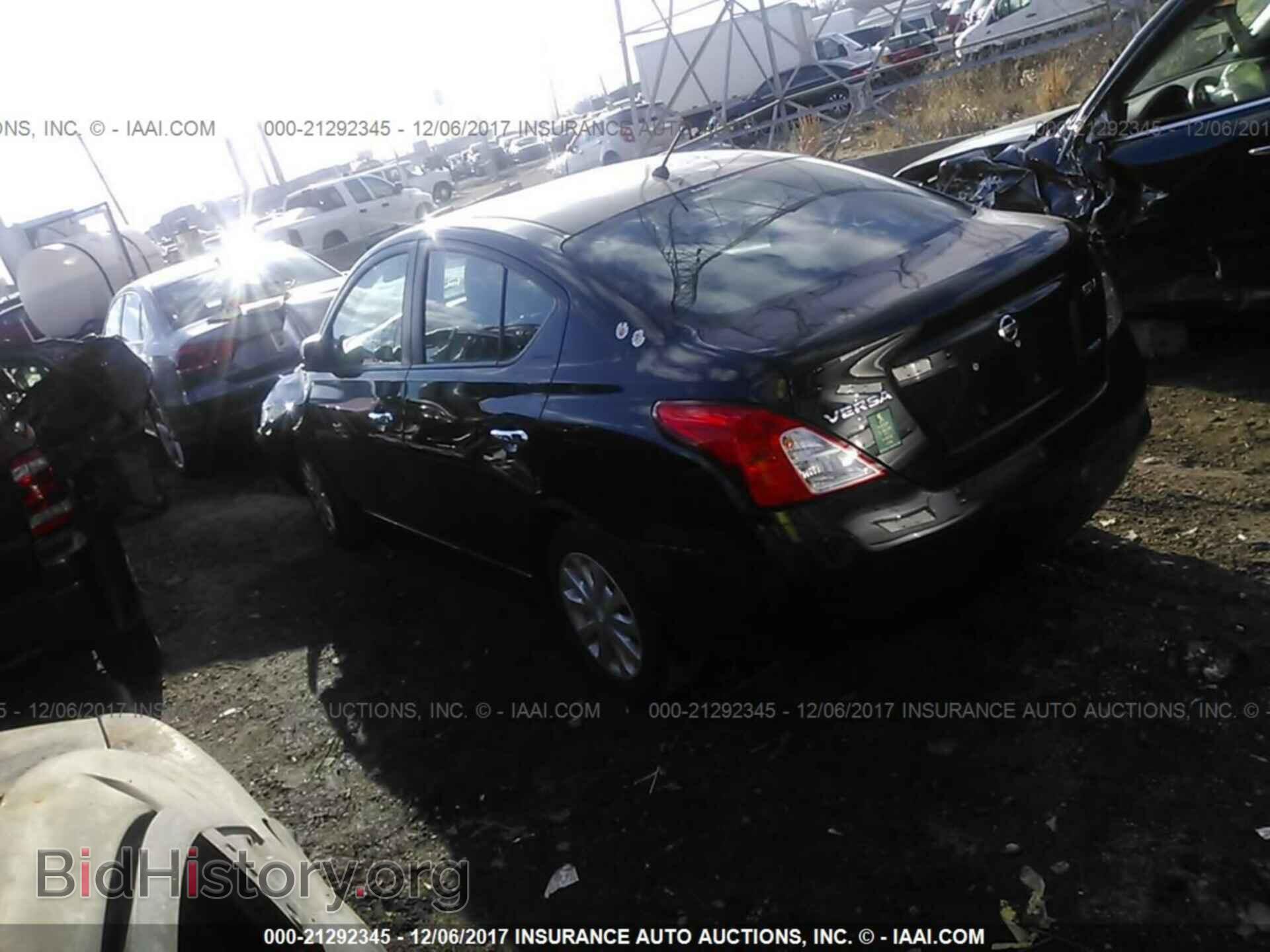 2012 Nissan Versa - VIN: 3N1CN7AP3CL908133 - Фото 3