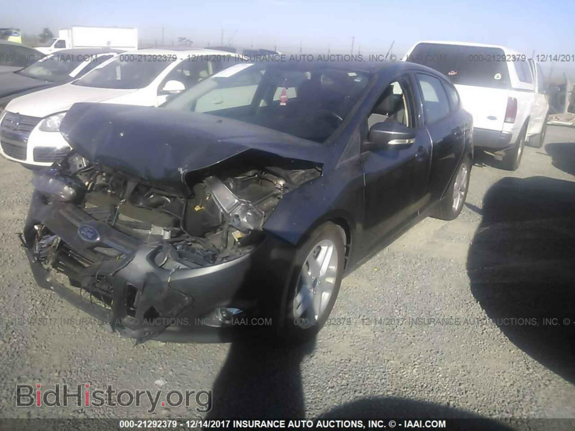 2014 Ford Focus - VIN: 1FADP3K25EL453426 - Фото 2