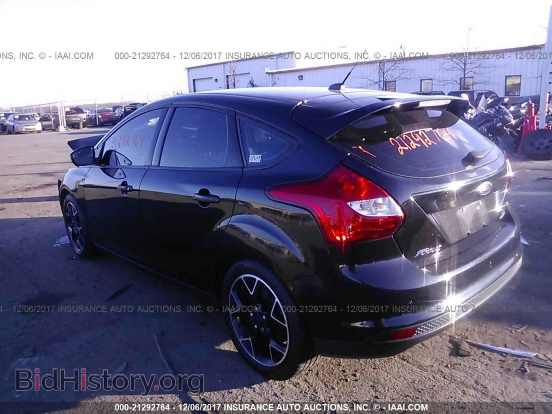 2014 Ford Focus - VIN: 1FADP3K20EL246023 - Фото 3