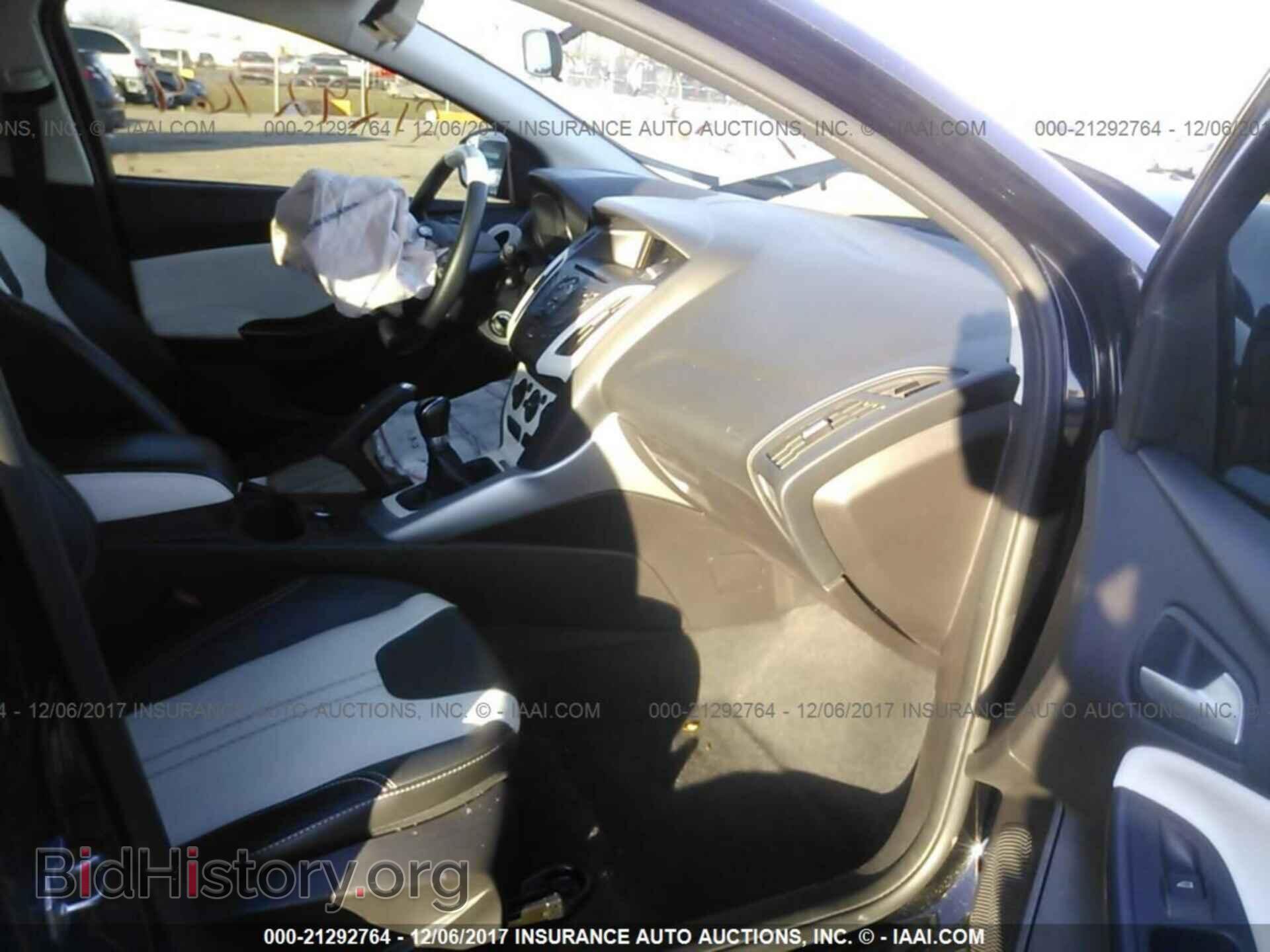 2014 Ford Focus - VIN: 1FADP3K20EL246023 - Фото 5