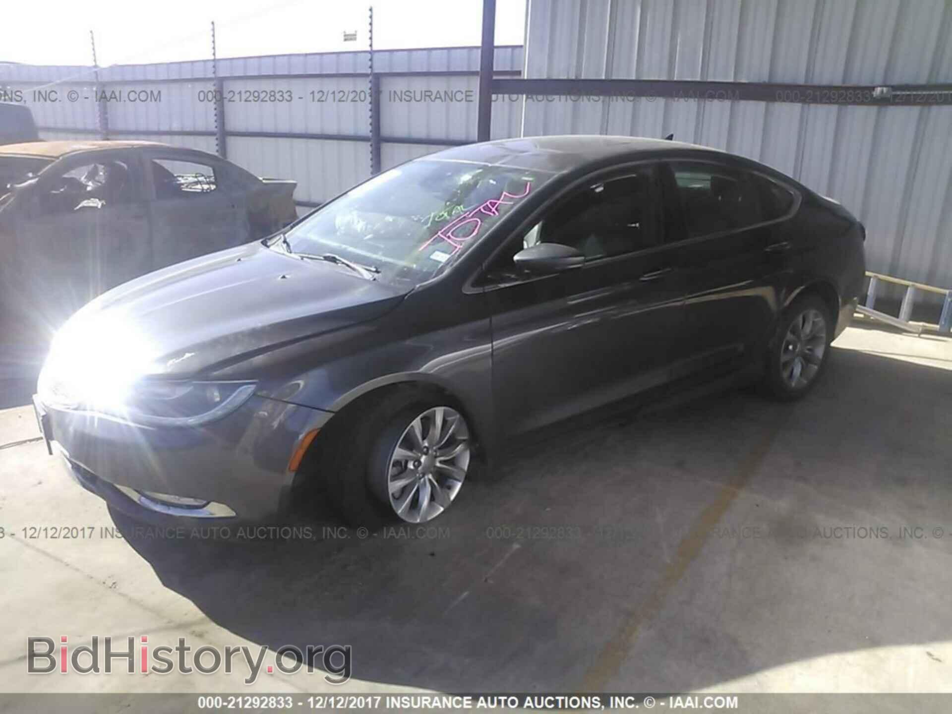 2015 Chrysler 200 - VIN: 1C3CCCCG3FN706586 - Фото 2