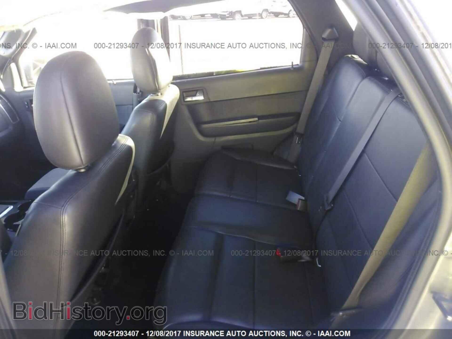 2011 Ford Escape - VIN: 1FMCU0EG9BKC42280 - Photo 8