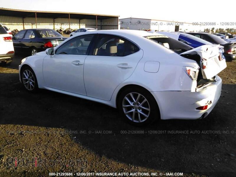 2012 Lexus IS (VIN JTHBF5C25C5164030) — photo 3 of 10