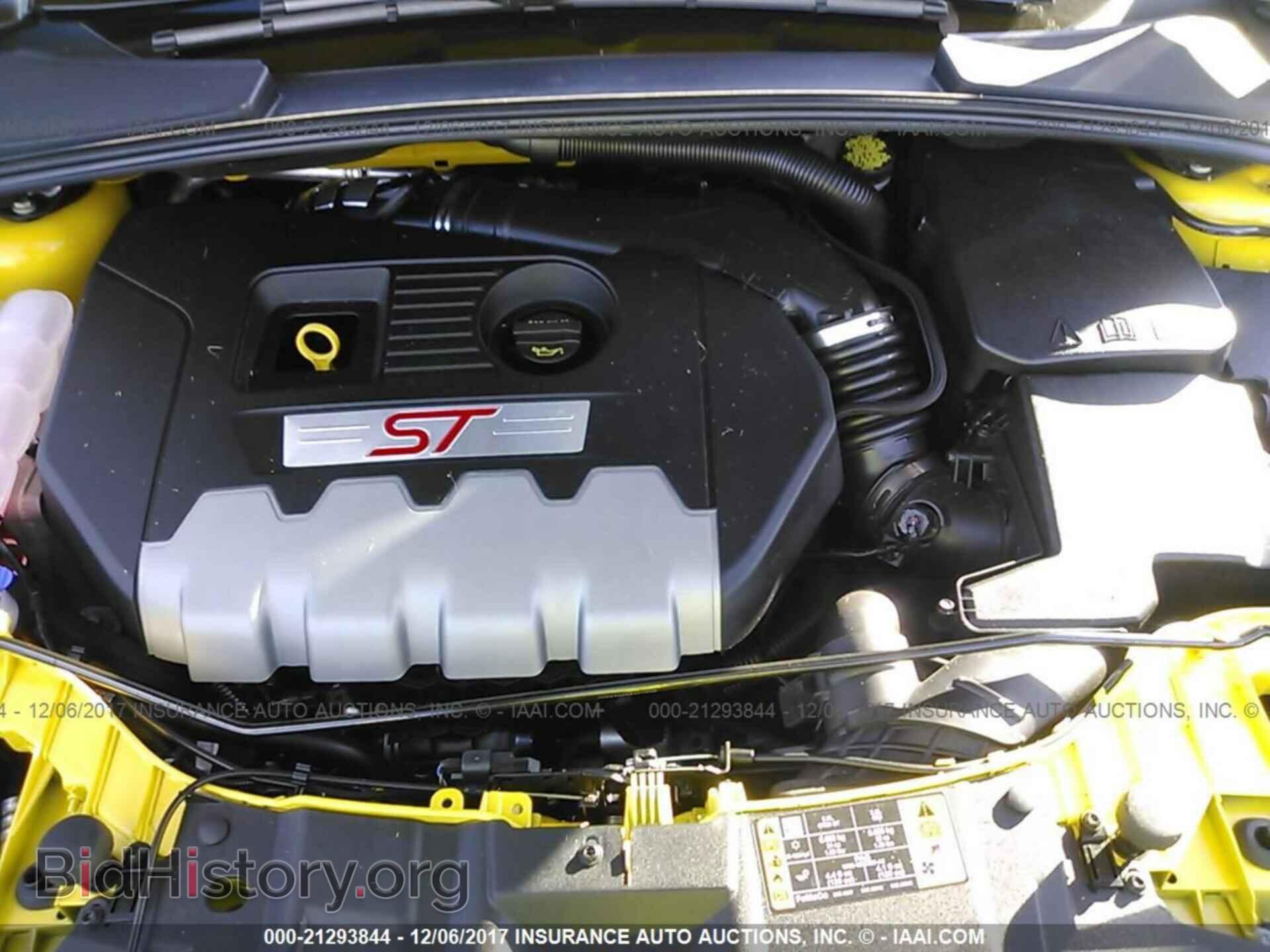 2017 Ford Focus - VIN: 1FADP3L92HL323779 - Photo 10
