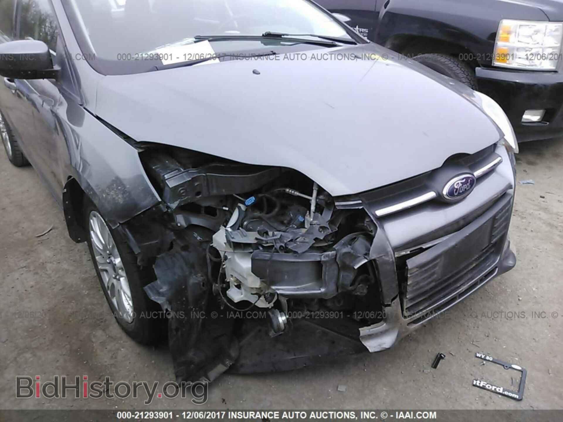 2012 Ford Focus - VIN: 1FAHP3F27CL418072 - Photo 6