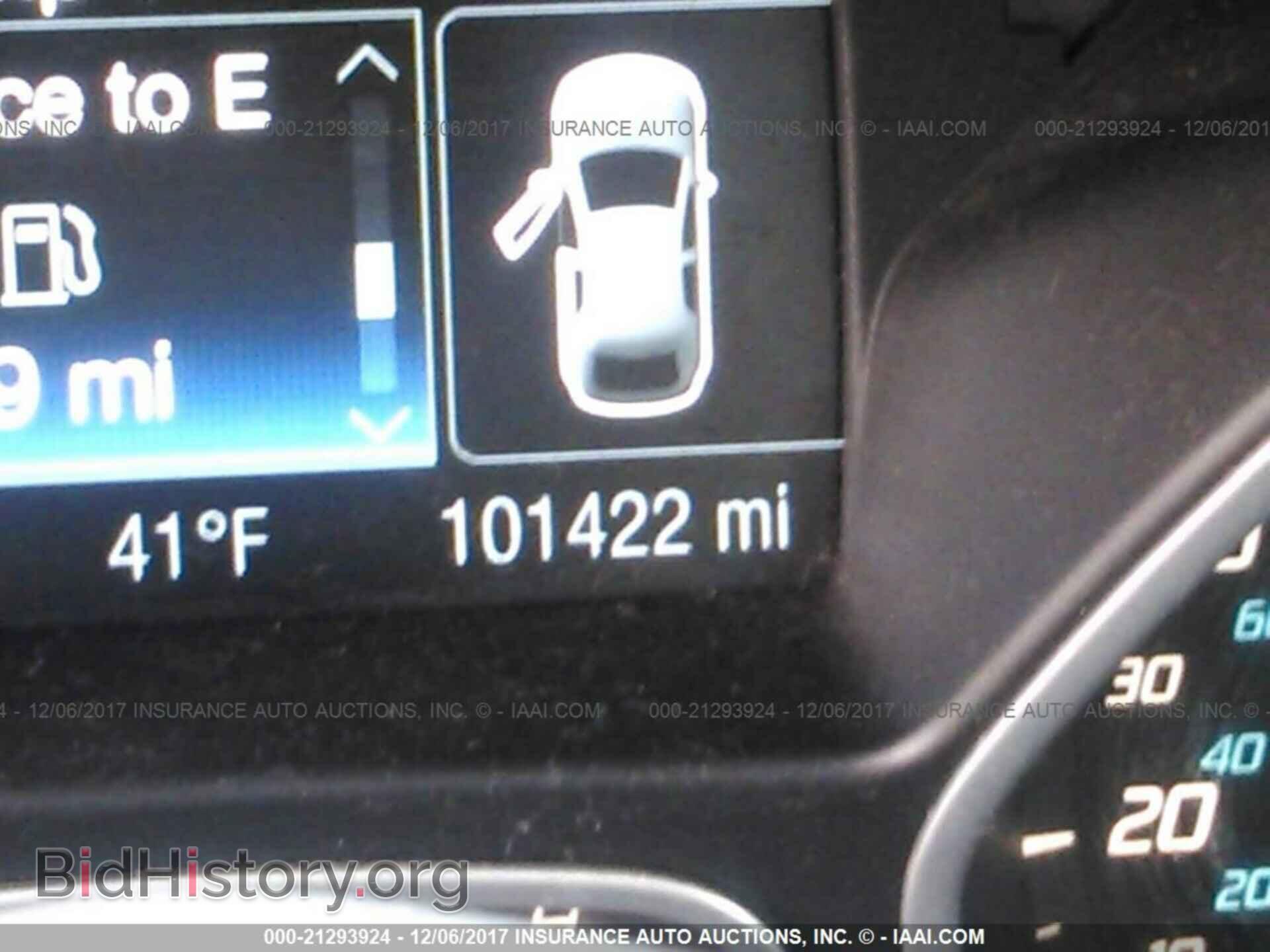 2012 Ford Focus - VIN: 1FAHP3M22CL126574 - Photo 7