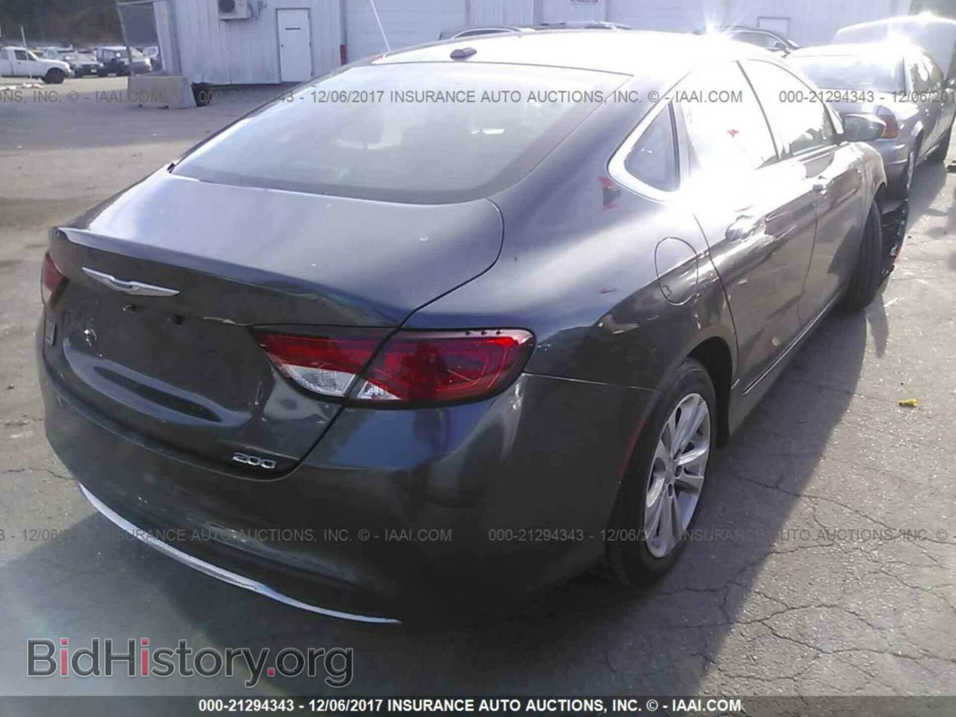 2015 Chrysler 200 - VIN: 1C3CCCAB7FN732289 - Фото 4