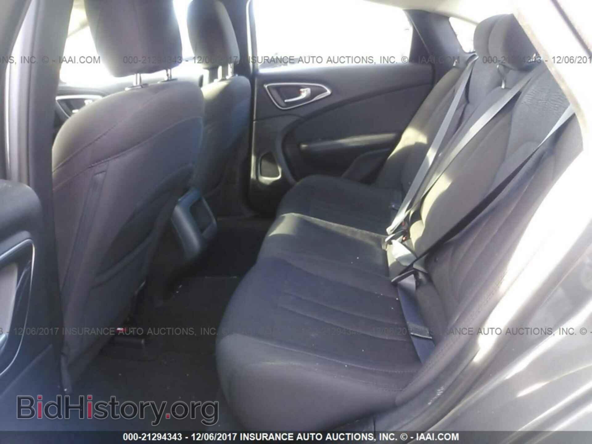 2015 Chrysler 200 - VIN: 1C3CCCAB7FN732289 - Фото 8