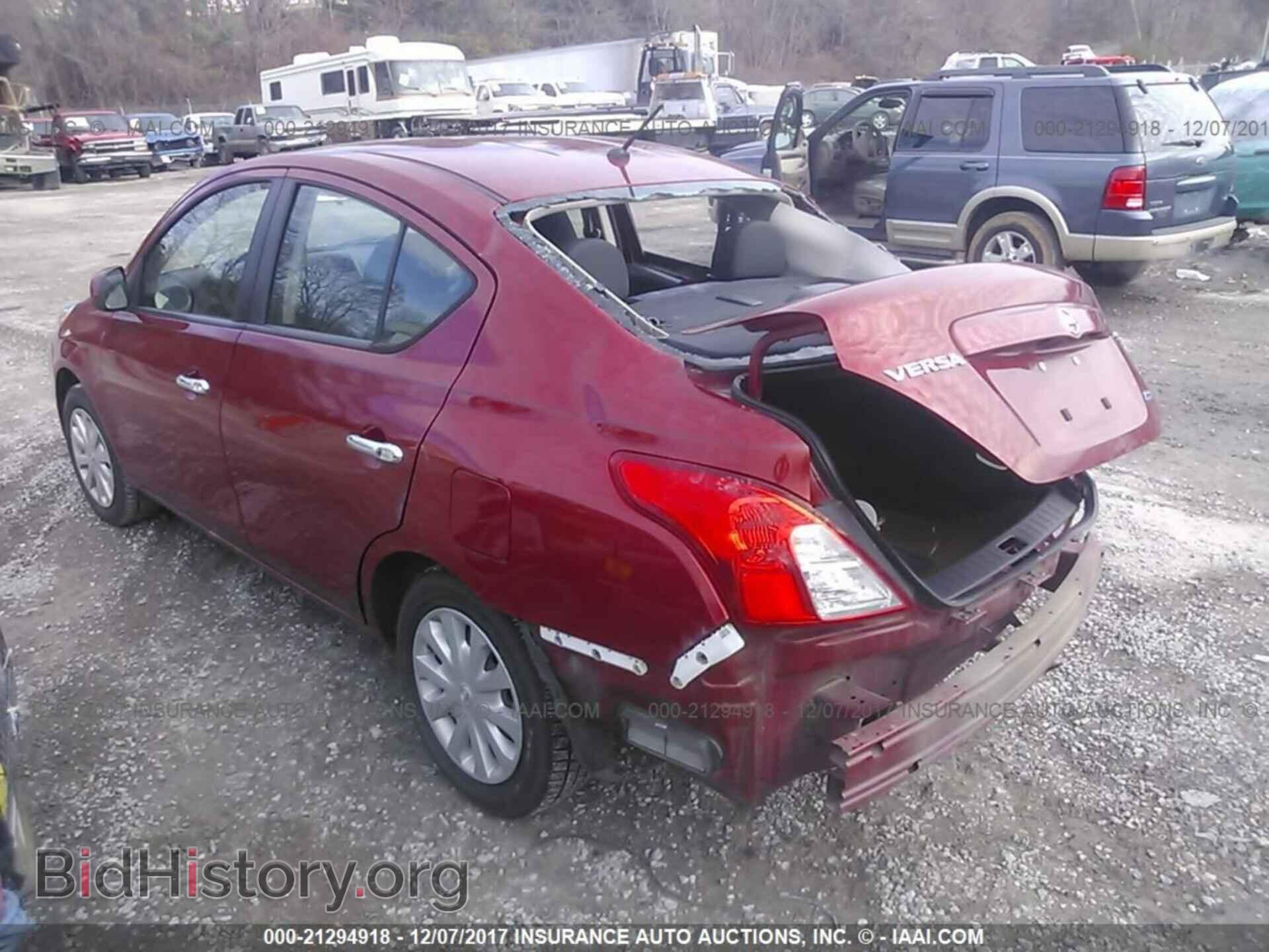 2012 Nissan Versa - VIN: 3N1CN7AP1CL813005 - Фото 3