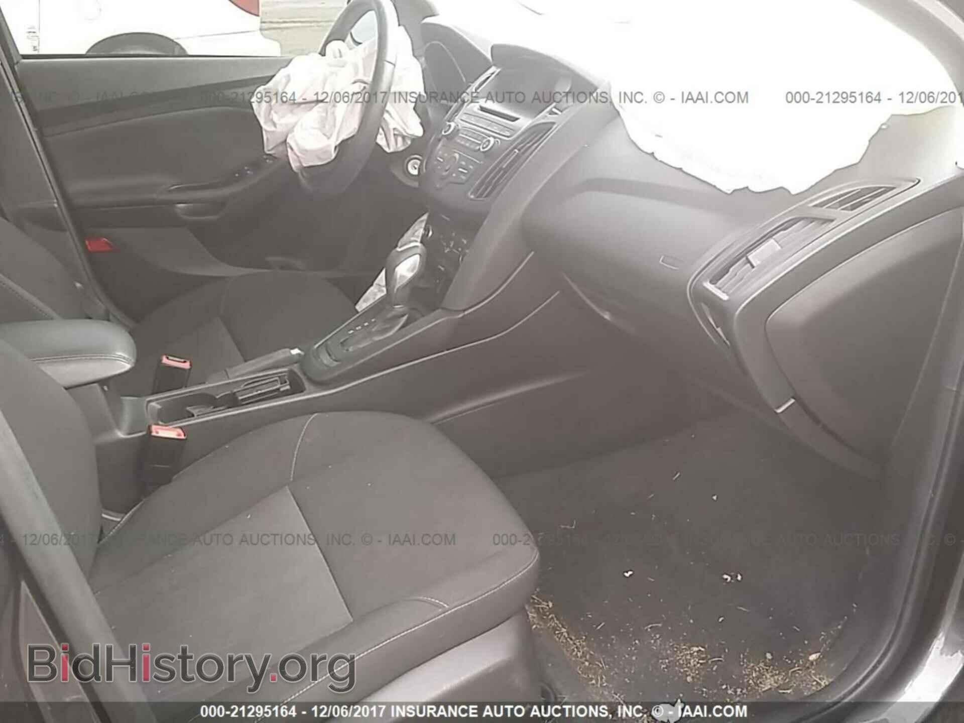 2015 Ford Focus - VIN: 1FADP3F29FL285950 - Photo 5