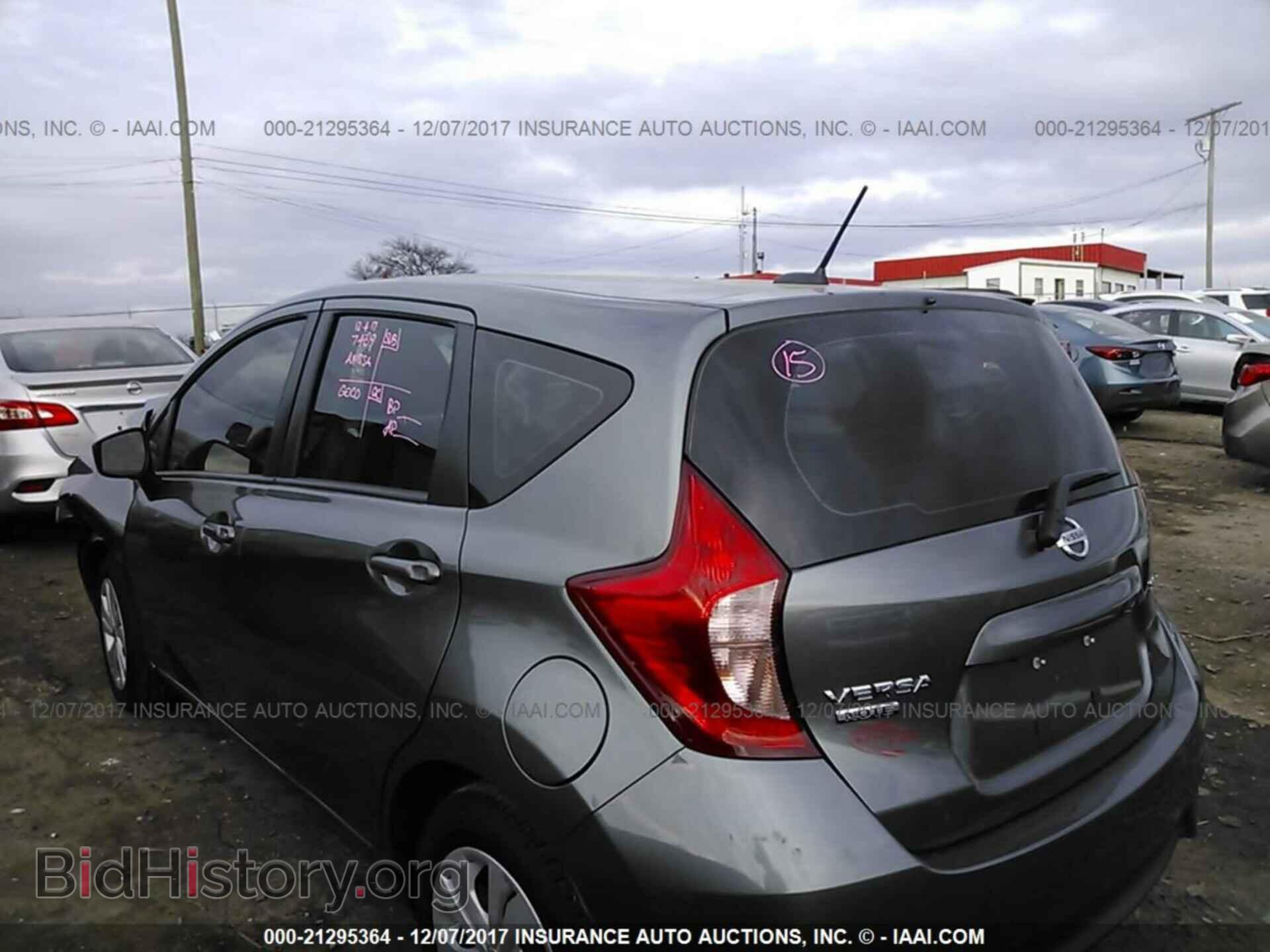 2017 Nissan Versa note - VIN: 3N1CE2CP8HL360007 - Фото 3