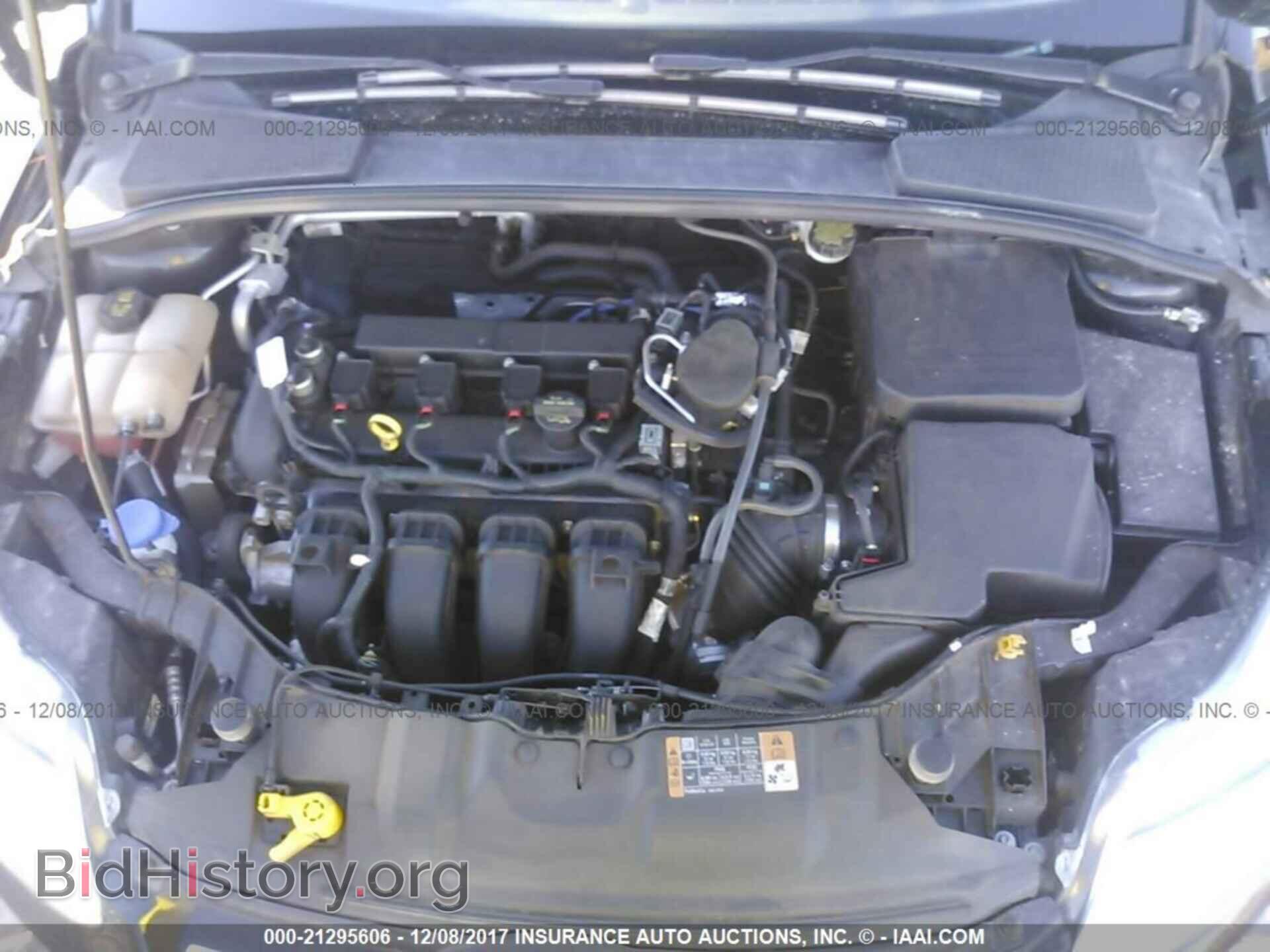 2014 Ford Focus - VIN: 1FADP3E24EL294362 - Photo 10