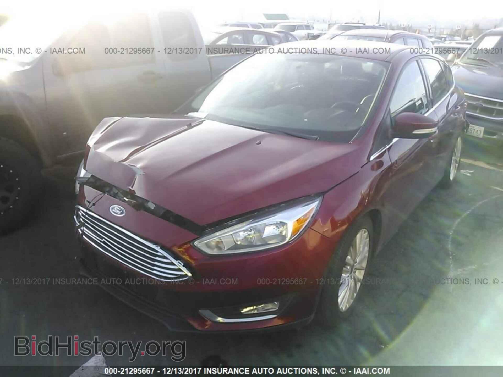2016 Ford Focus - VIN: 1FADP3N25GL221732 - Фото 2