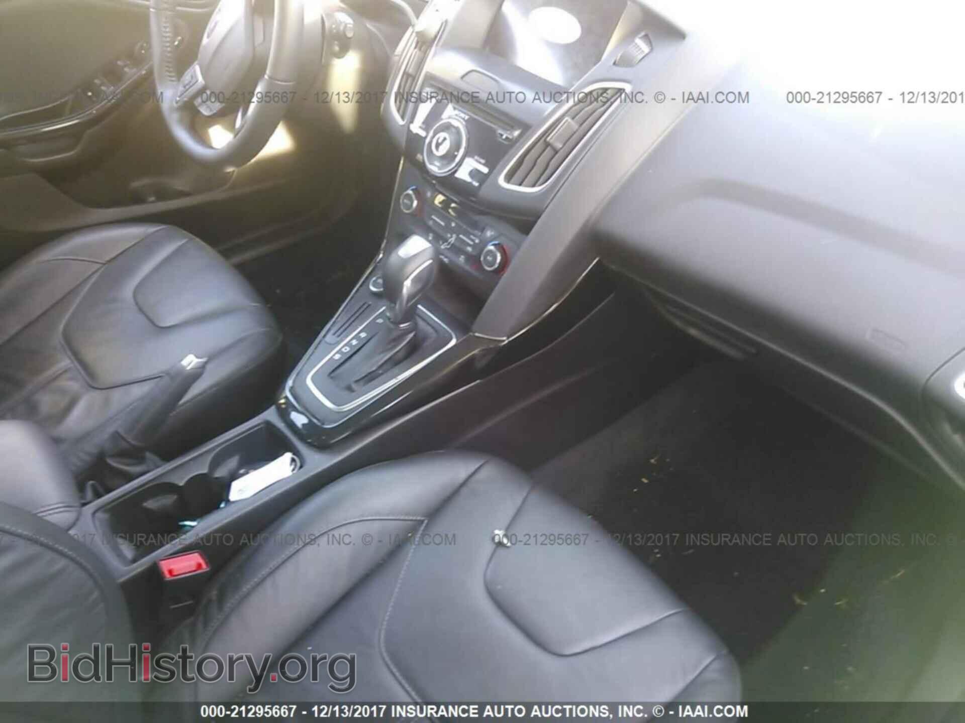 2016 Ford Focus - VIN: 1FADP3N25GL221732 - Фото 5