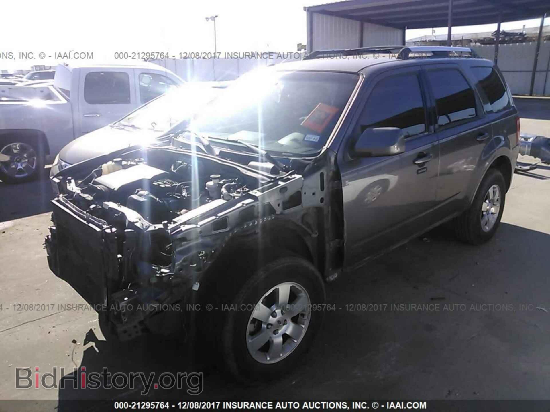 2012 Ford Escape - VIN: 1FMCU0EG1CKC55798 - Photo 2