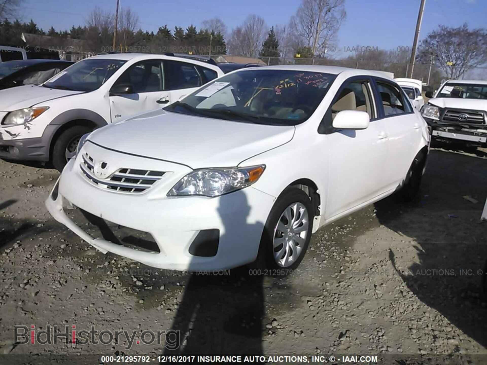 2013 Toyota Corolla - VIN: 5YFBU4EEXDP183170 - Фото 2