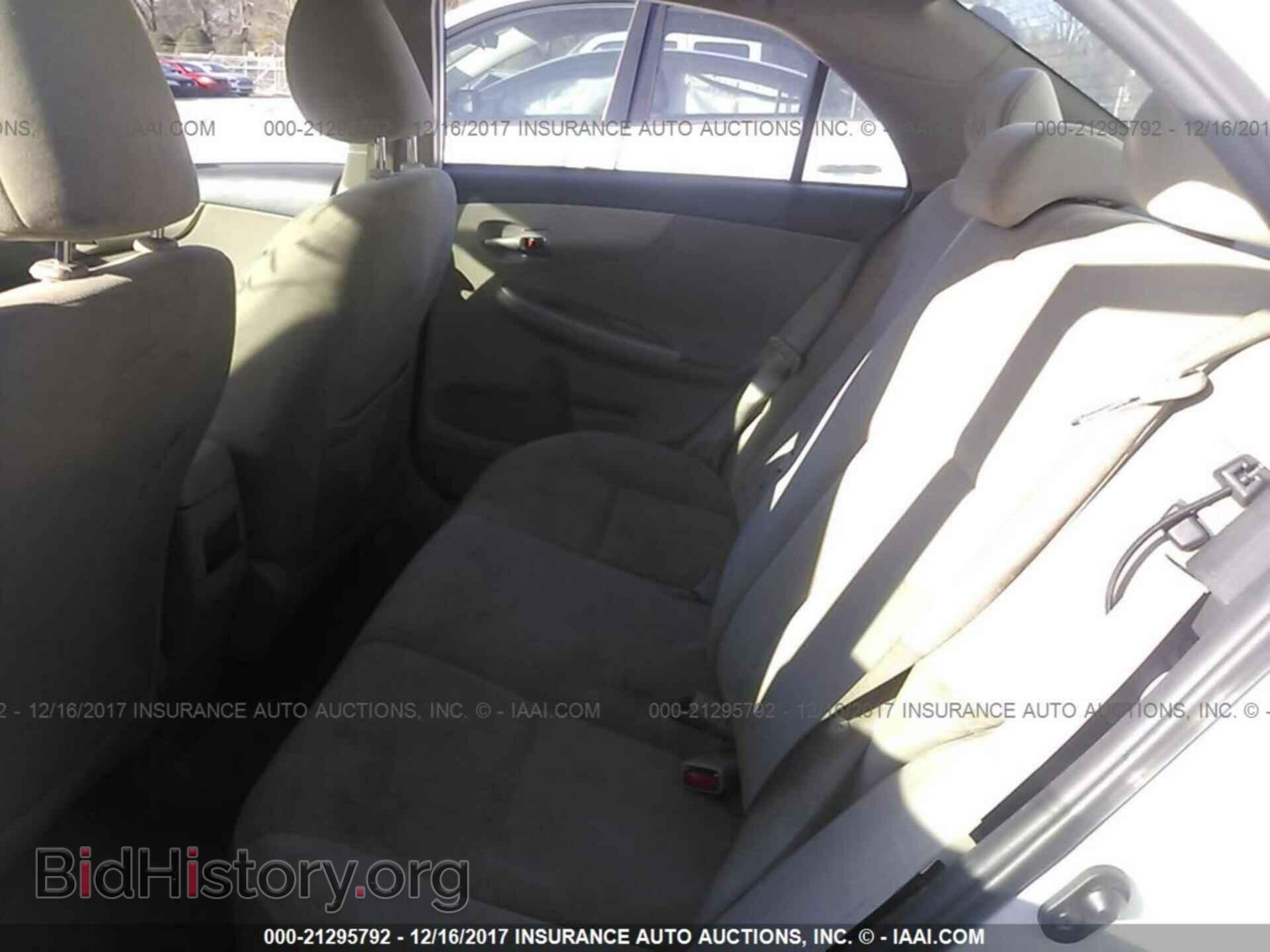 2013 Toyota Corolla - VIN: 5YFBU4EEXDP183170 - Фото 8