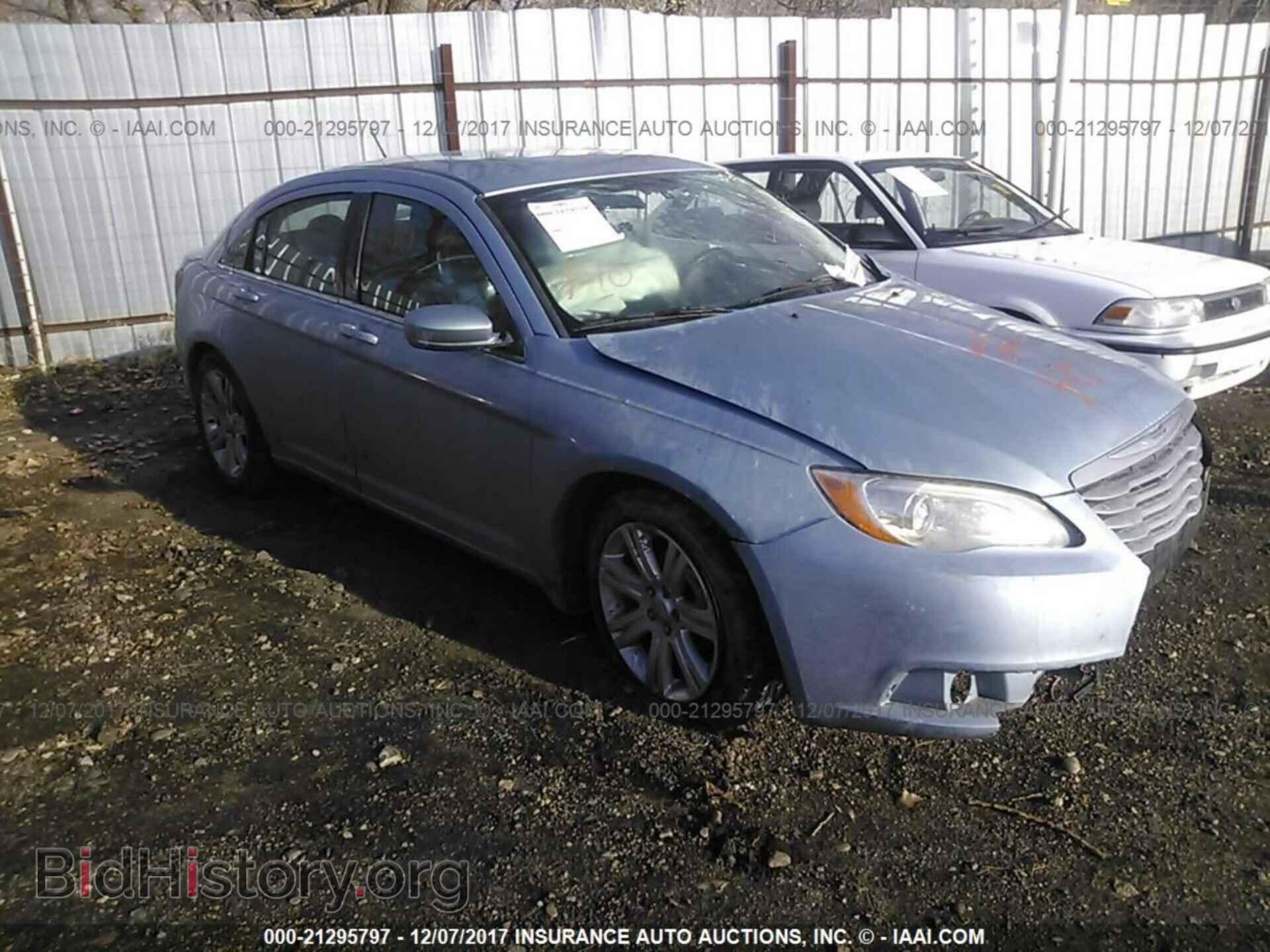 Photo 1C3CCBBB4DN609376 - Chrysler 200 2013