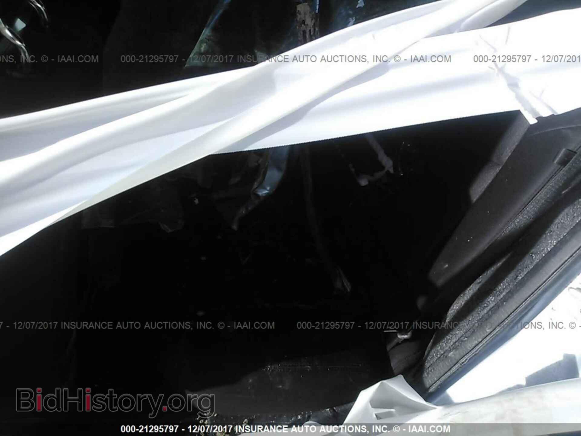 2013 Chrysler 200 - VIN: 1C3CCBBB4DN609376 - Photo 8